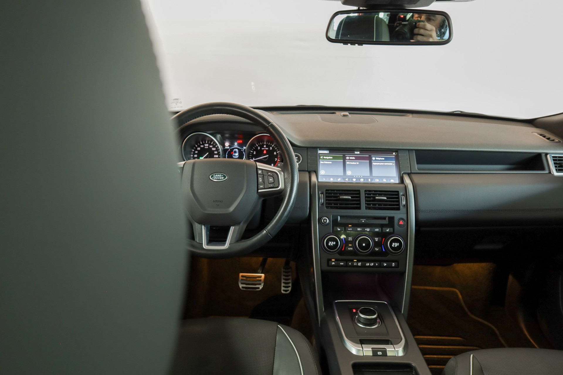 LAND ROVER Discovery Sport 2.0 Si4 HSE Luxury AT9-image-10