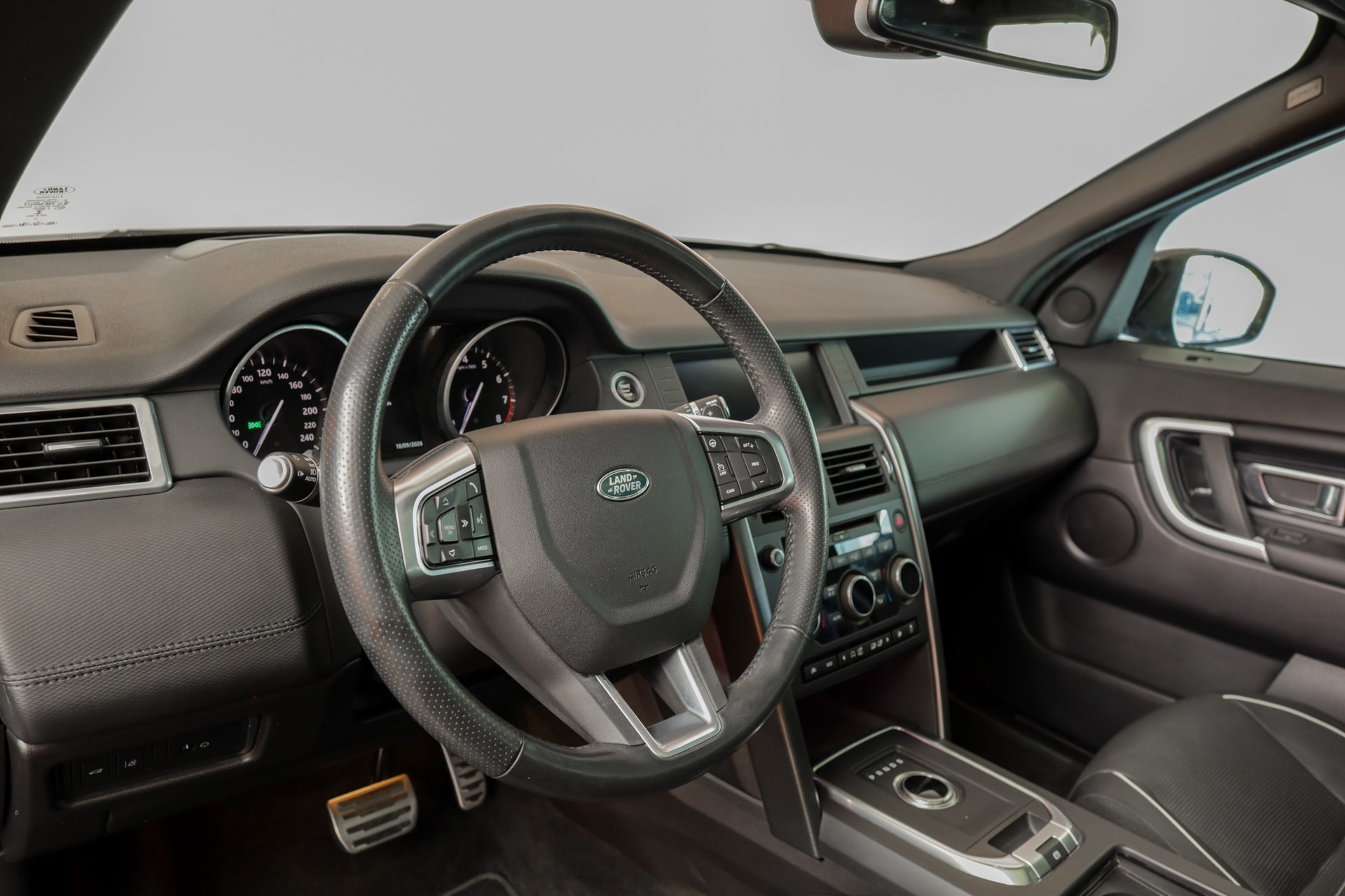 LAND ROVER Discovery Sport 2.0 Si4 HSE Luxury AT9-image-7