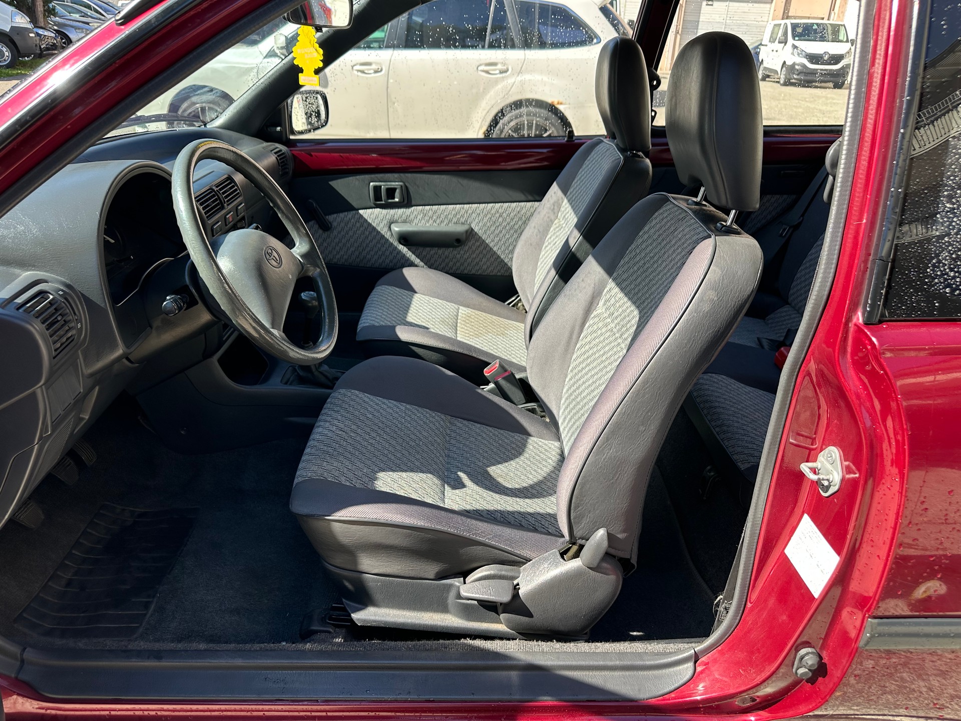 TOYOTA Starlet 1.3 XLi V.I.P.-image-8
