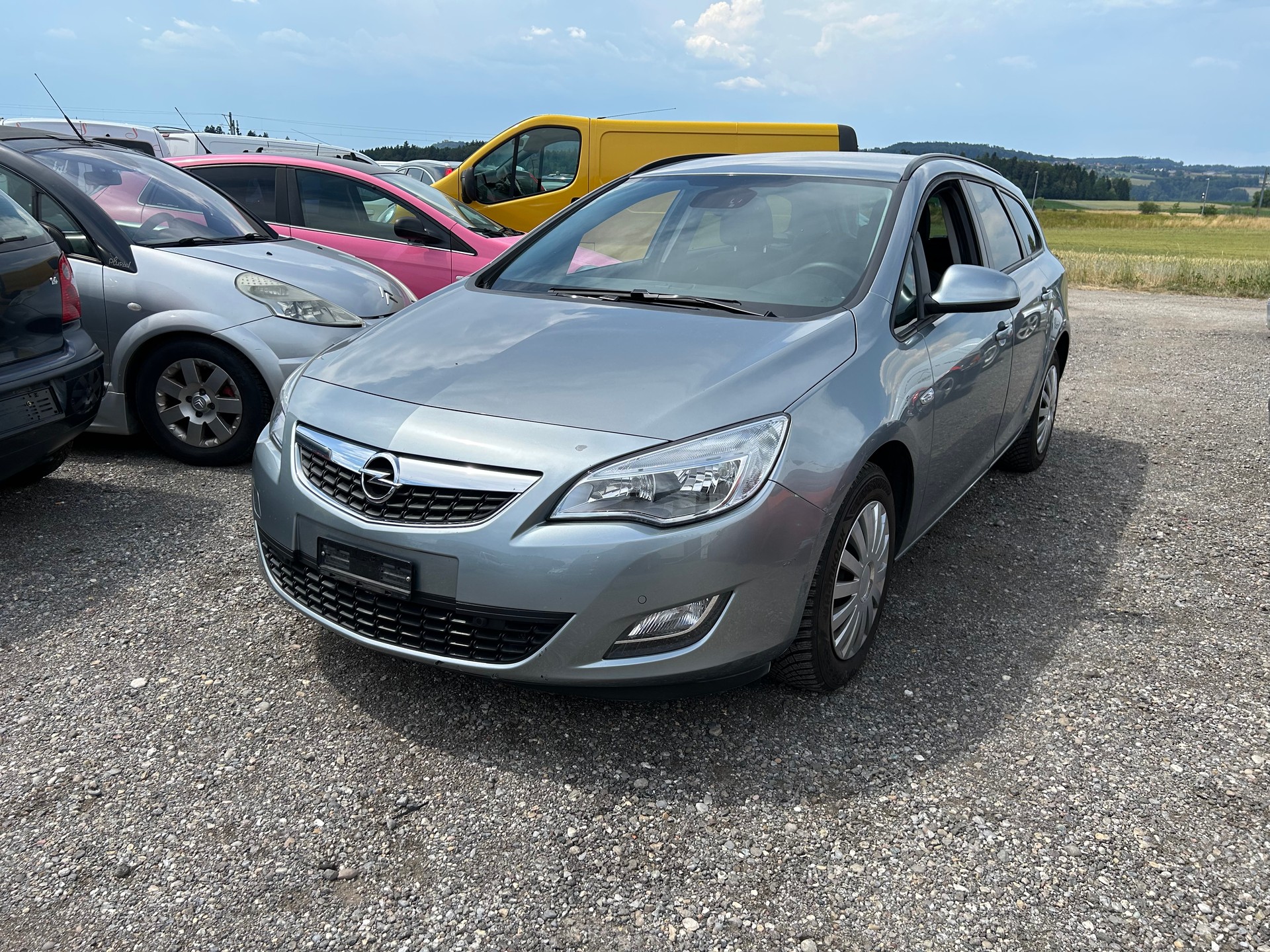 OPEL Astra ST 1.4i 16V Turbo Anniversary Ed.-image-2