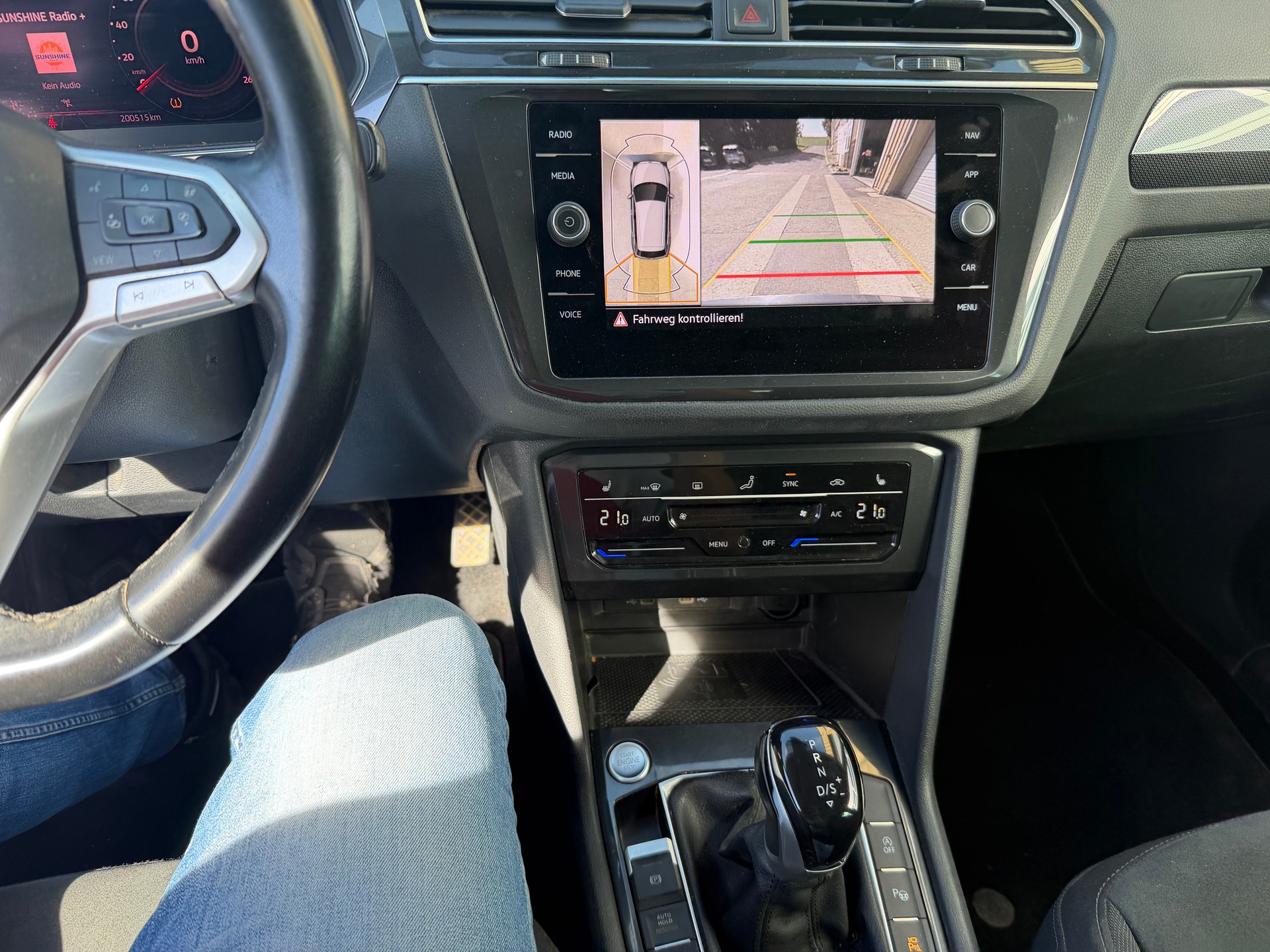 VW Tiguan 2.0 TDI SCR Life 4Motion DSG-image-11