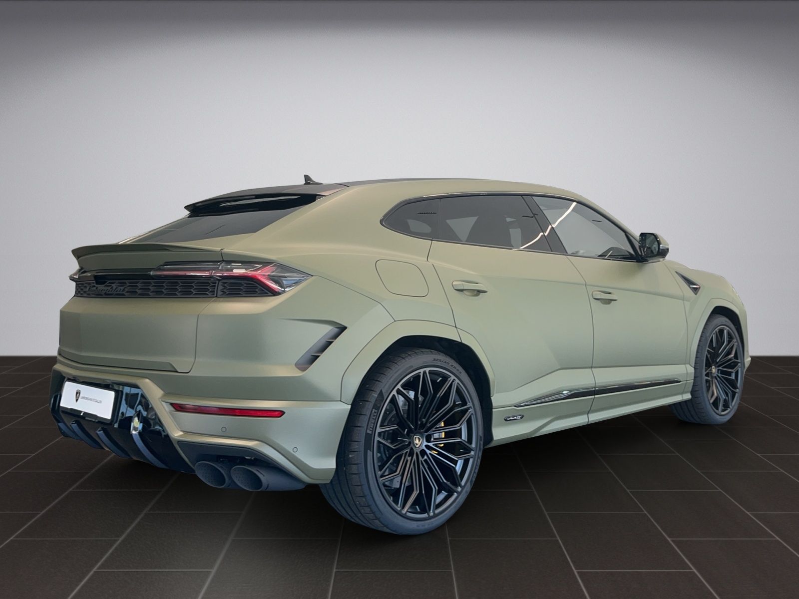 LAMBORGHINI Urus SE 26-image-2