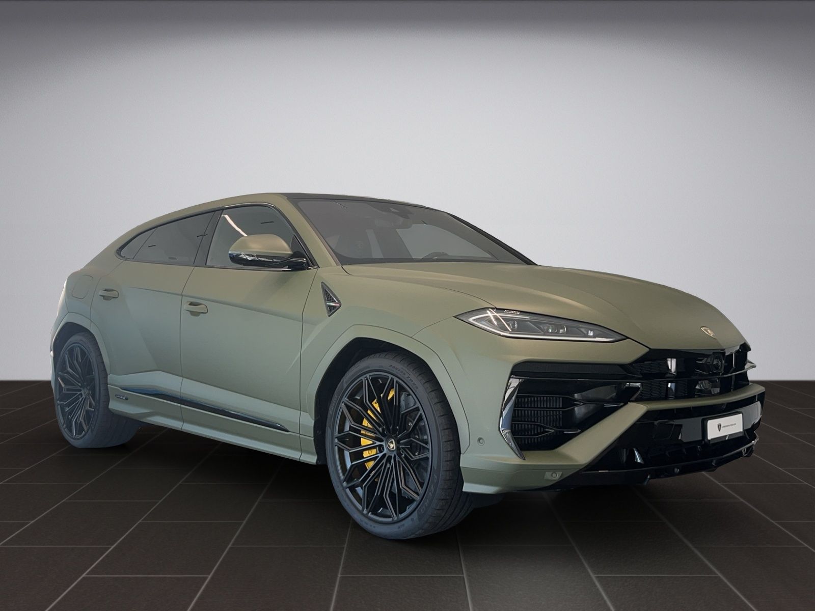 LAMBORGHINI Urus SE 26-image-0