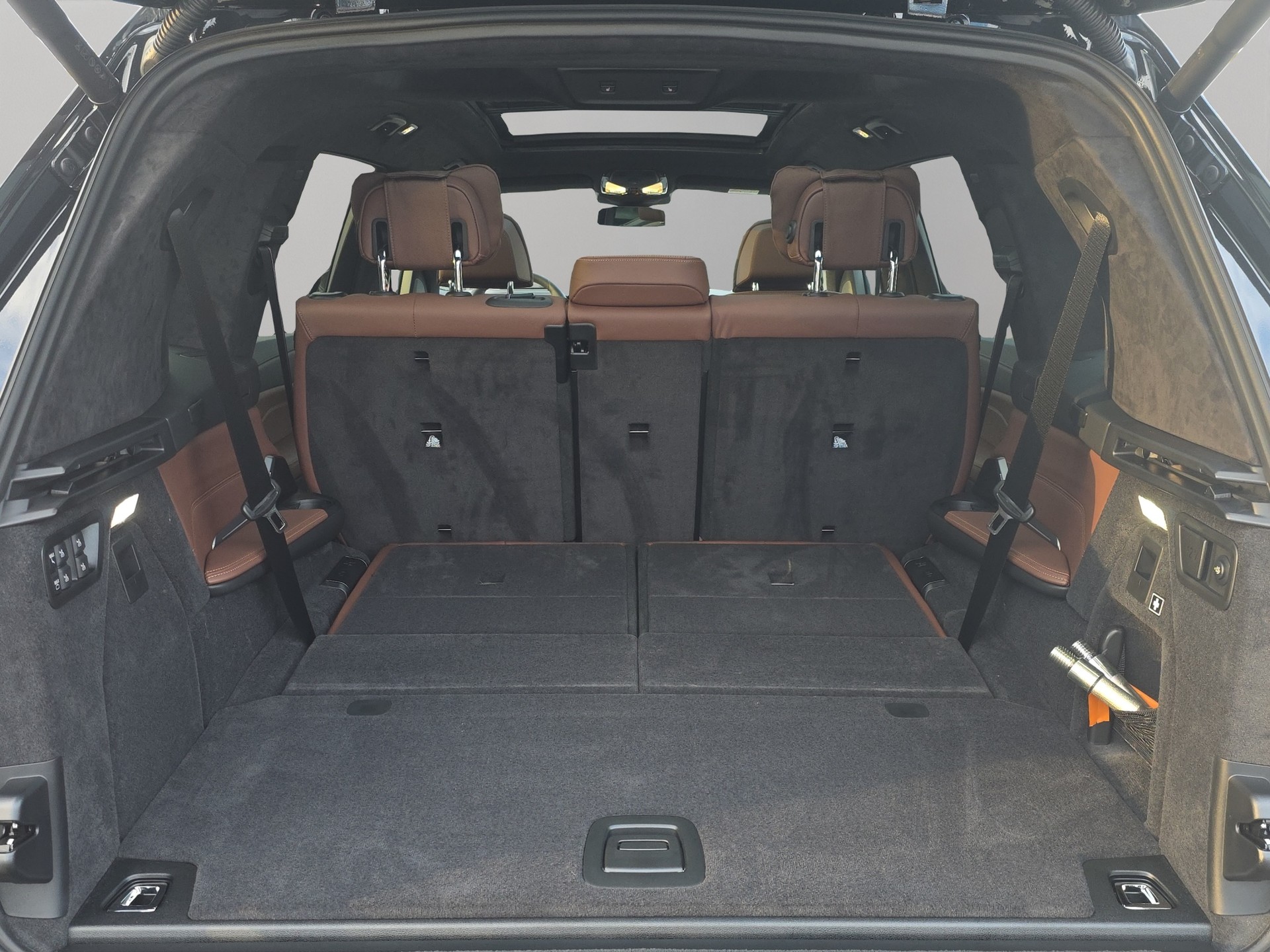 BMW X7 xDrive 48V 40d M Sport Pro Steptronic-image-17