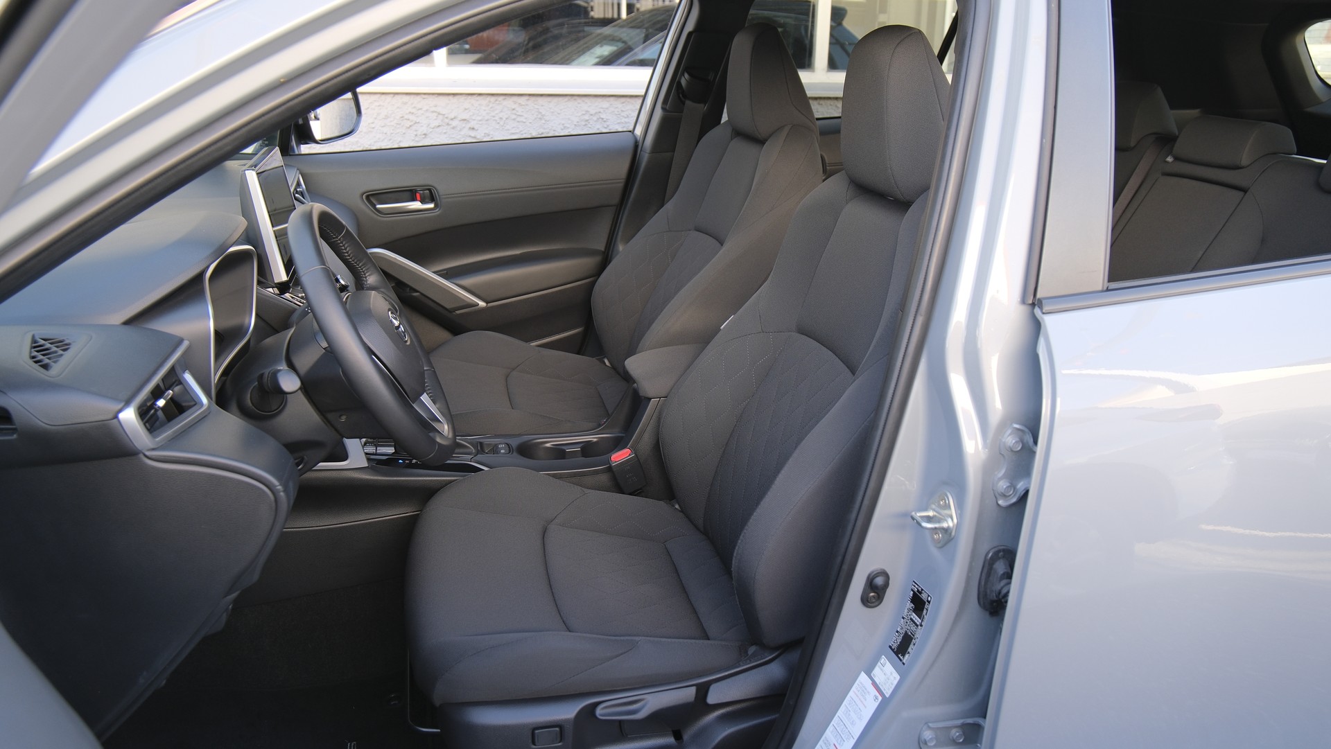 TOYOTA Corolla Cross 2.0 Trend e-CVT-image-3