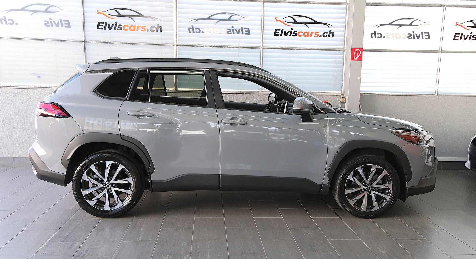 TOYOTA Corolla Cross 2.0 Trend e-CVT-image-26