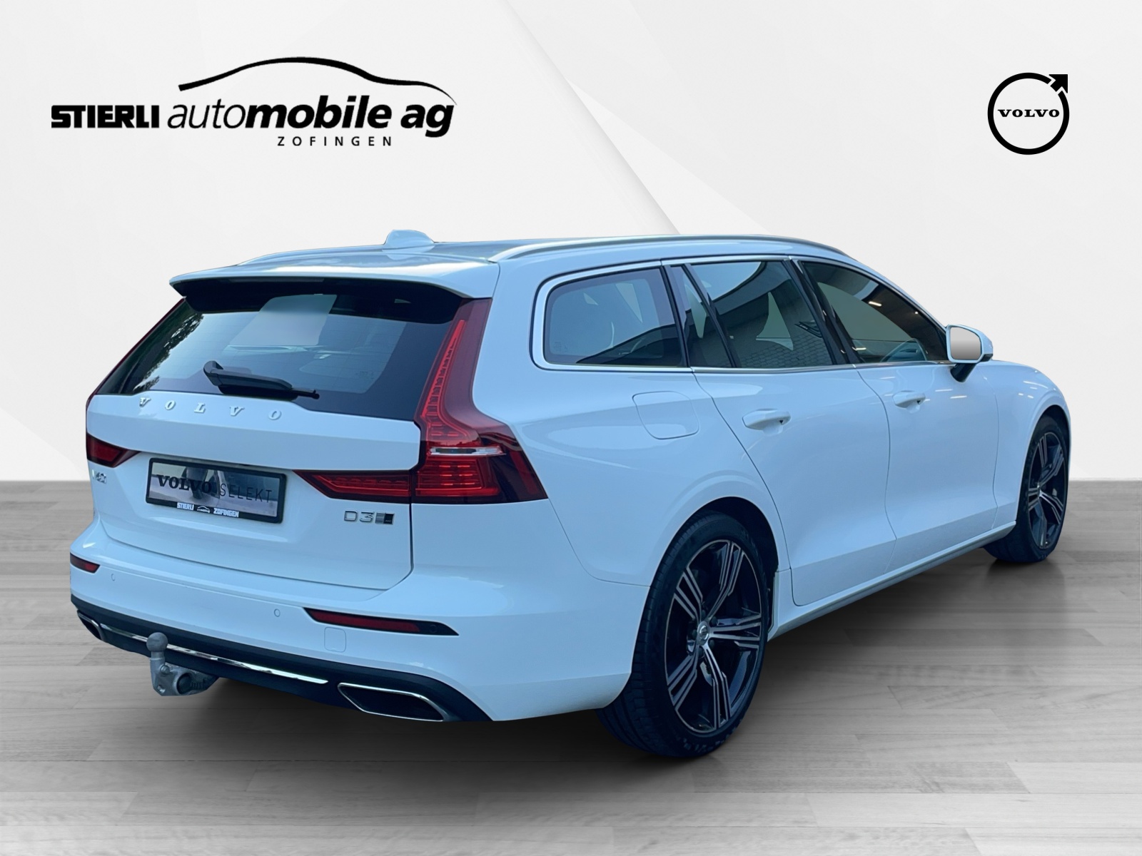VOLVO V60 2.0 D3 Inscription AWD-image-4