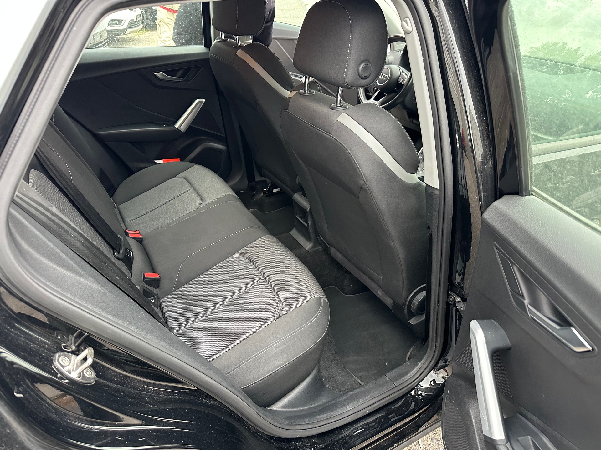 AUDI Q2 1.4 TFSI sport S-tronic-image-10