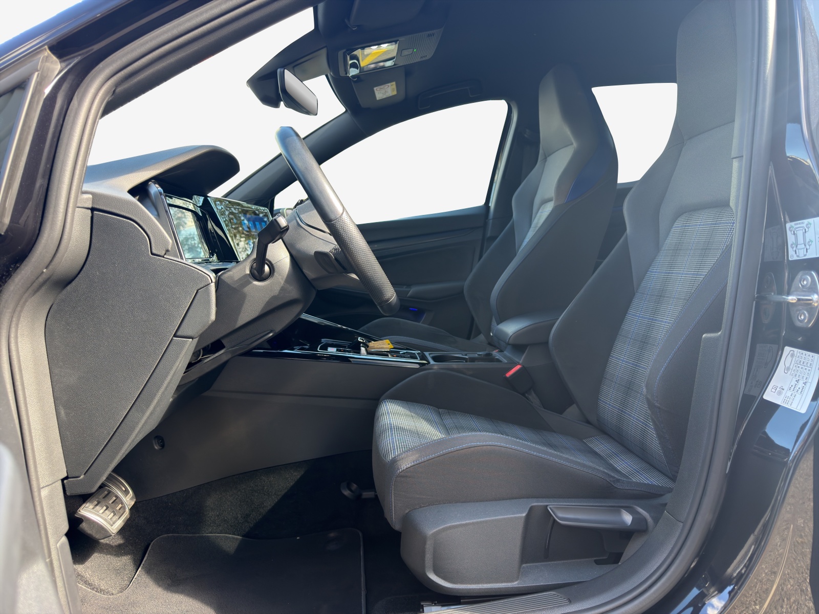 VW Golf 1.4 TSI PHEV GTE-image-8