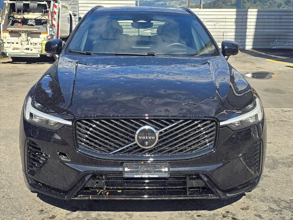 VOLVO XC60 T8 eAWD PluginHybrid Black Edition Geartronic-image-7