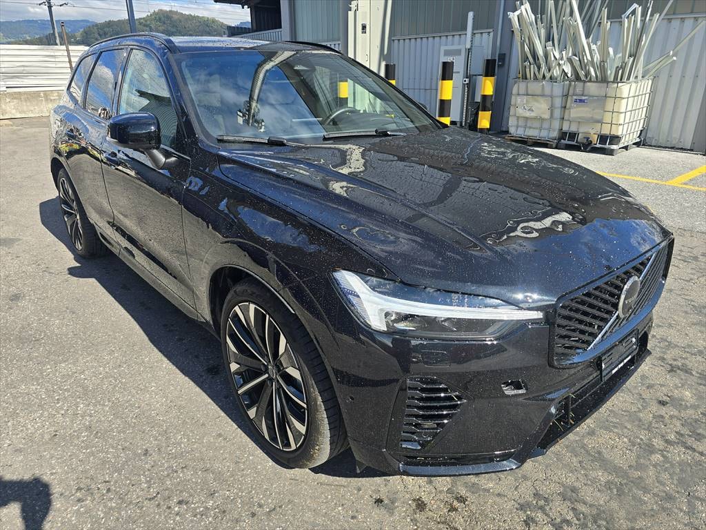 VOLVO XC60 T8 eAWD PluginHybrid Black Edition Geartronic-image-6