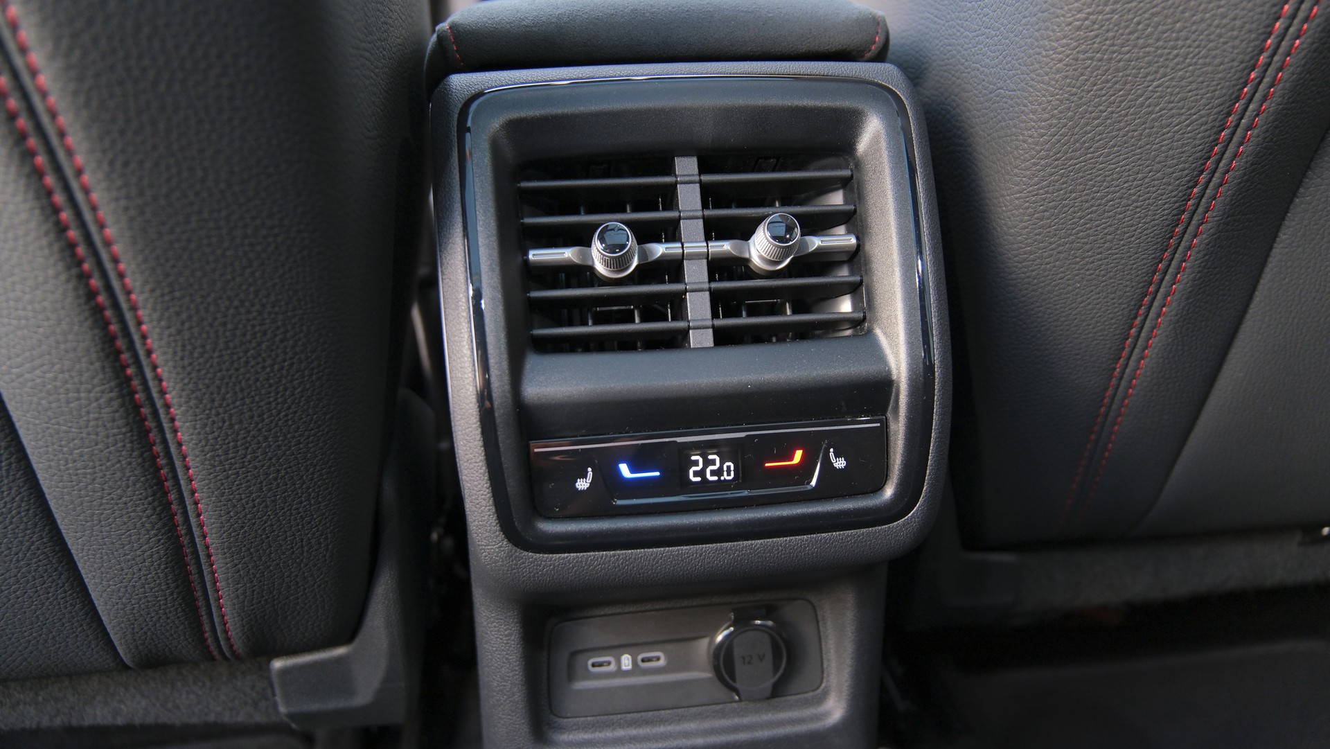 SKODA Kodiaq 2.0 TSI RS 4x4-image-25
