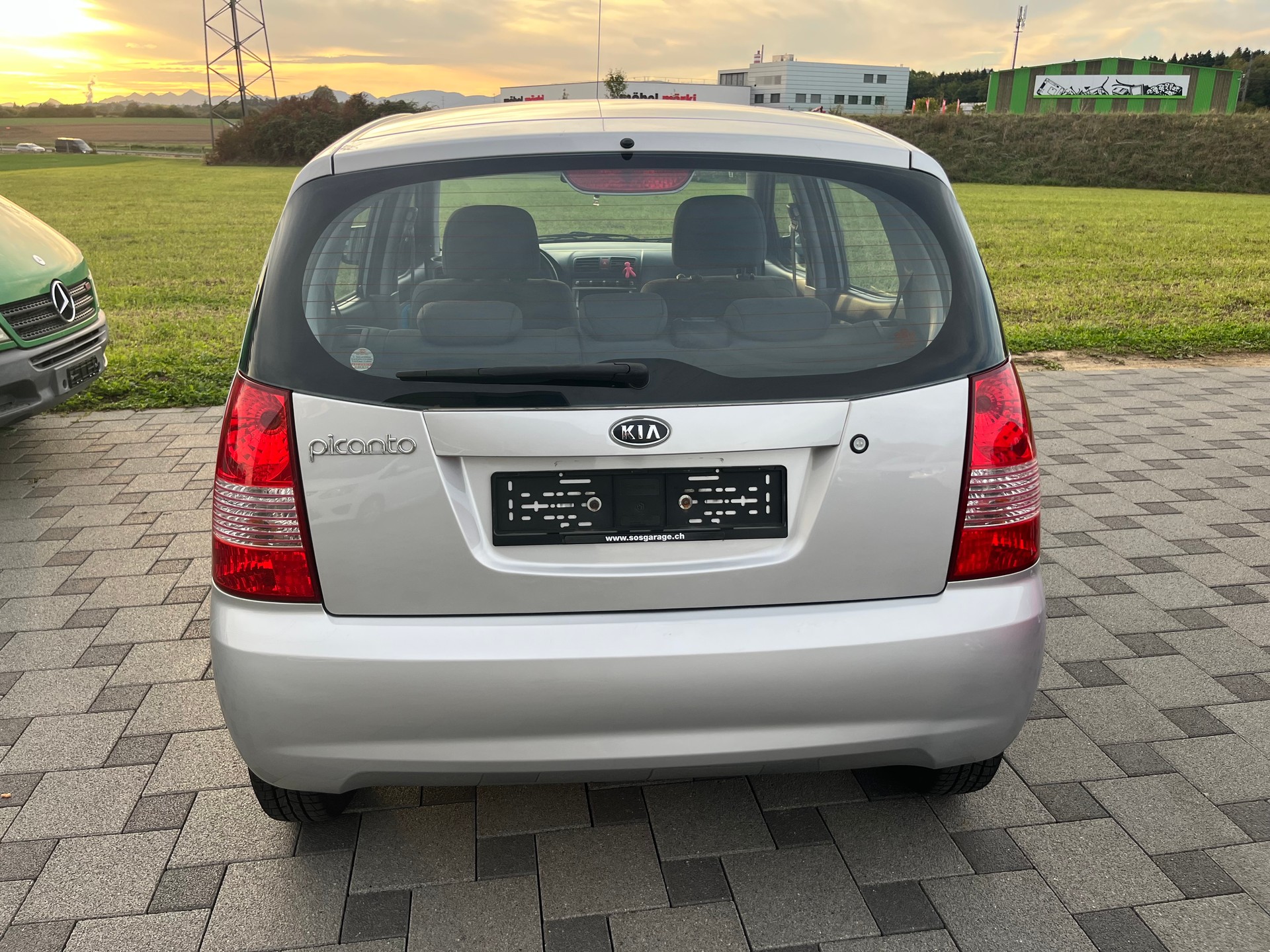 KIA Picanto 1.1 Style-image-7