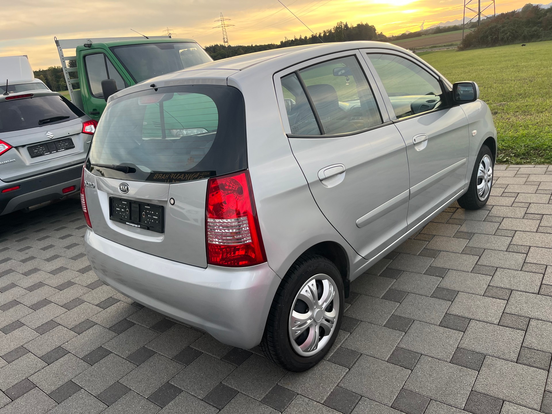 KIA Picanto 1.1 Style-image-5