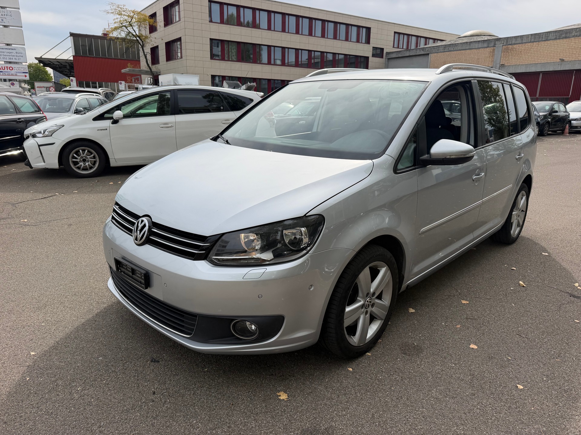 VW Touran 1.4 TSI Highline DSG-image-0