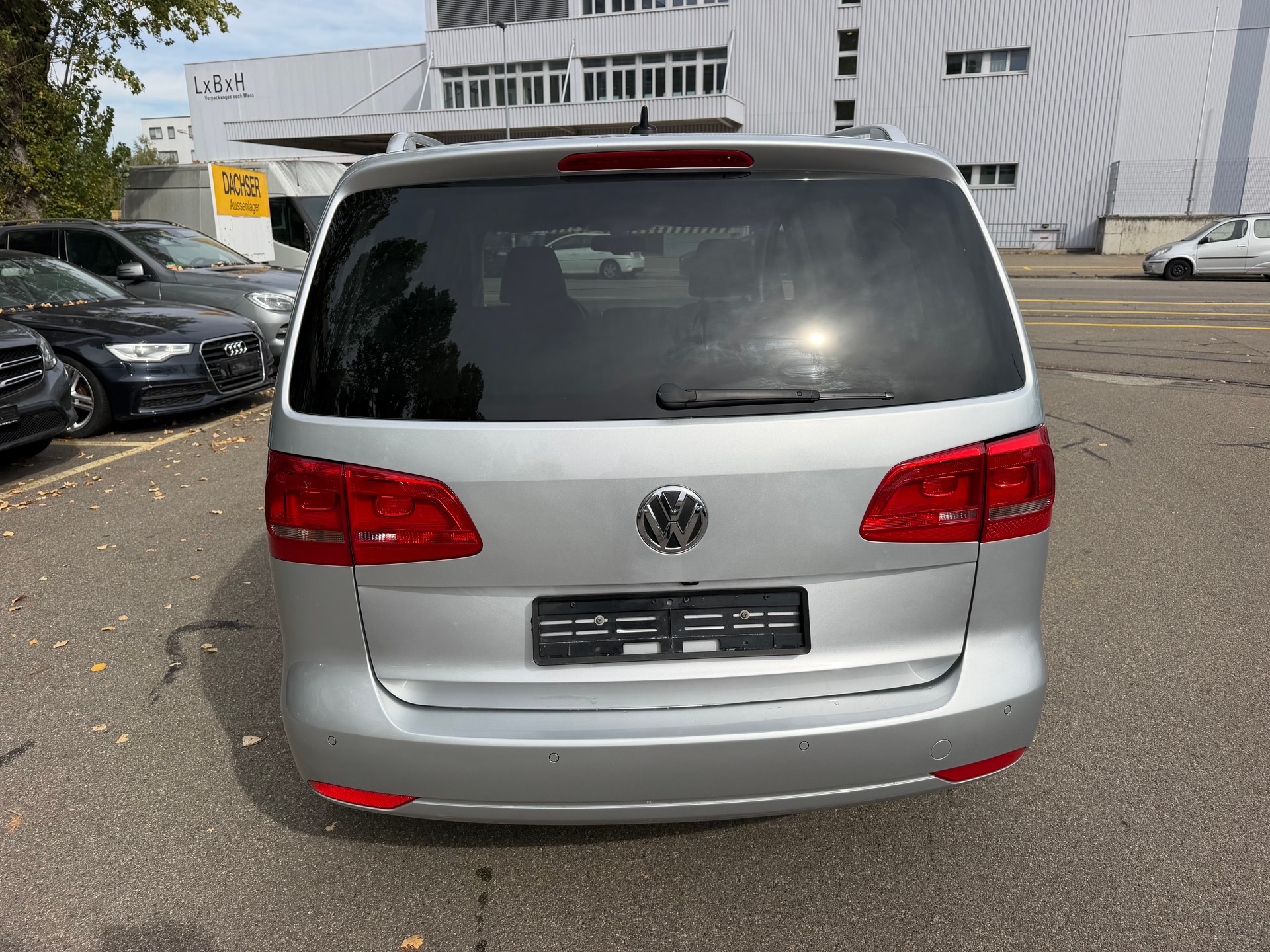 VW Touran 1.4 TSI Highline DSG-image-6