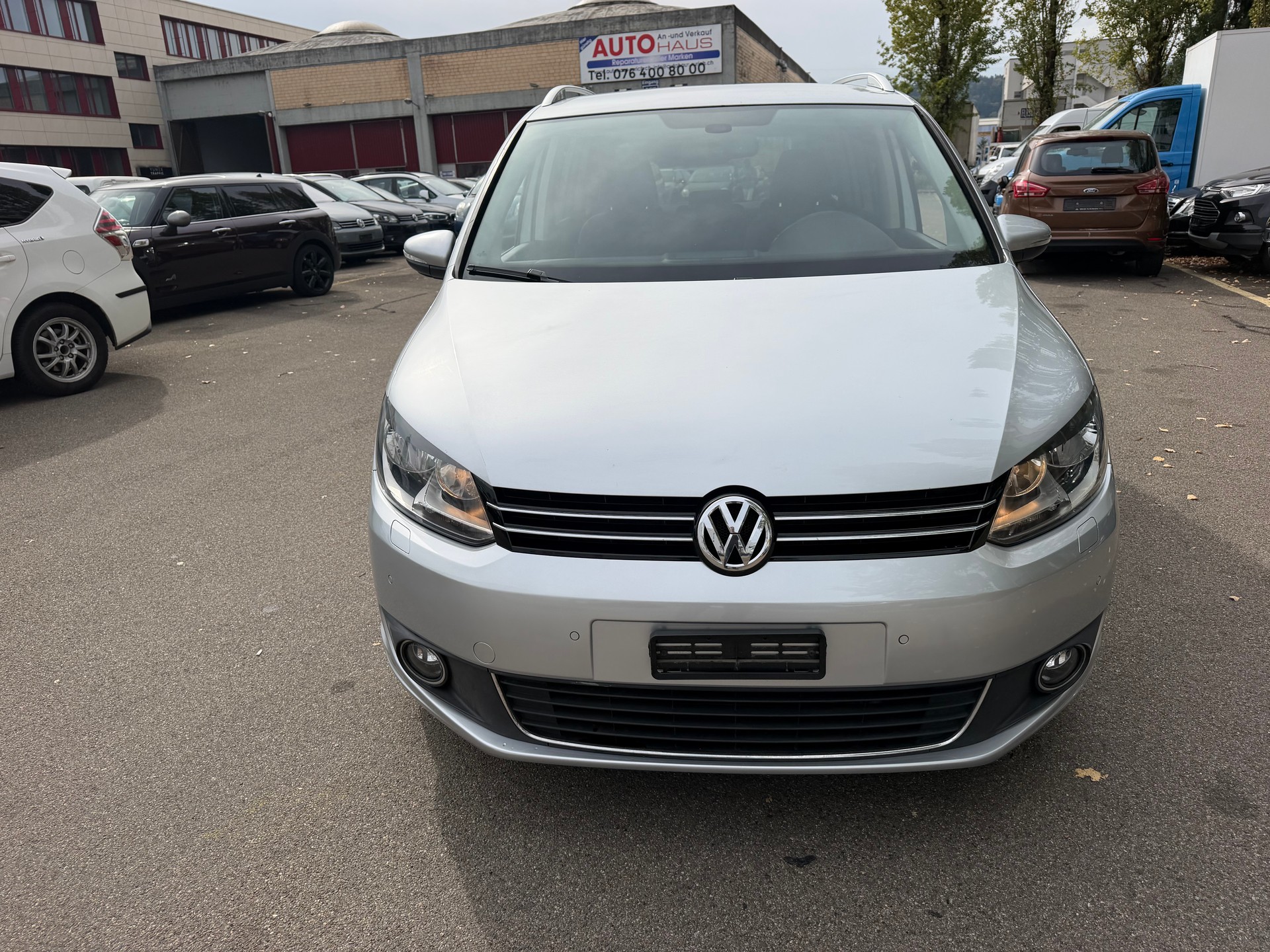 VW Touran 1.4 TSI Highline DSG-image-1