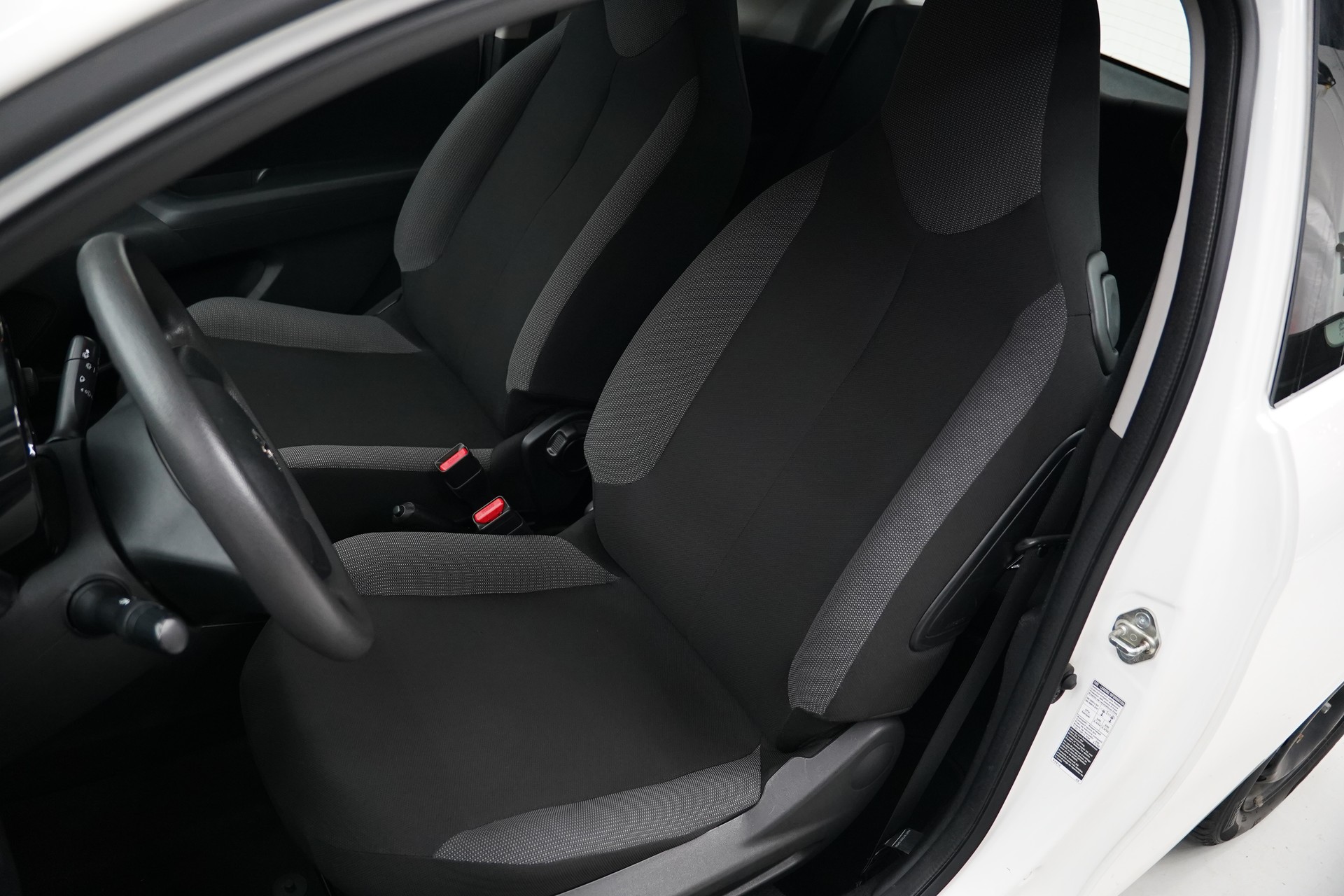 PEUGEOT 108 e-1.0 VTi Stop&Start Active Top-image-15
