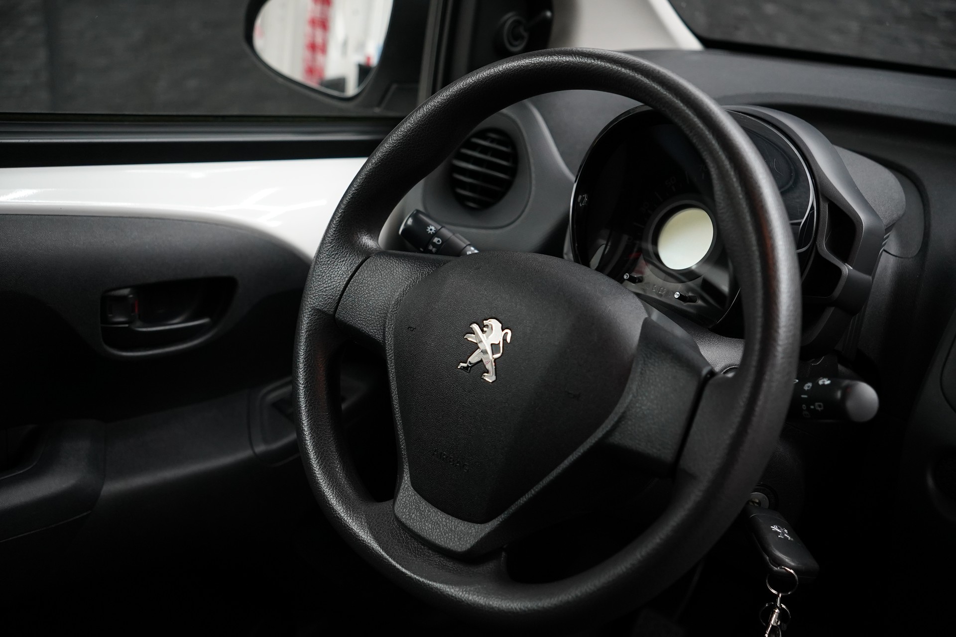 PEUGEOT 108 e-1.0 VTi Stop&Start Active Top-image-19