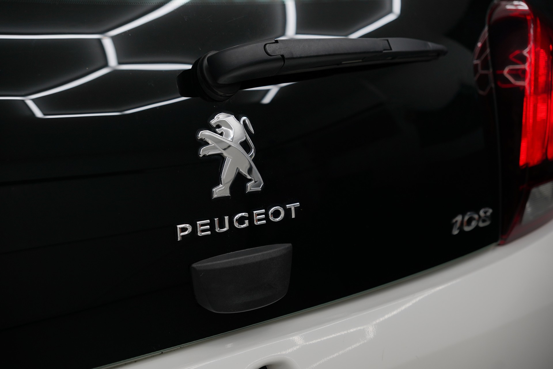 PEUGEOT 108 e-1.0 VTi Stop&Start Active Top-image-11