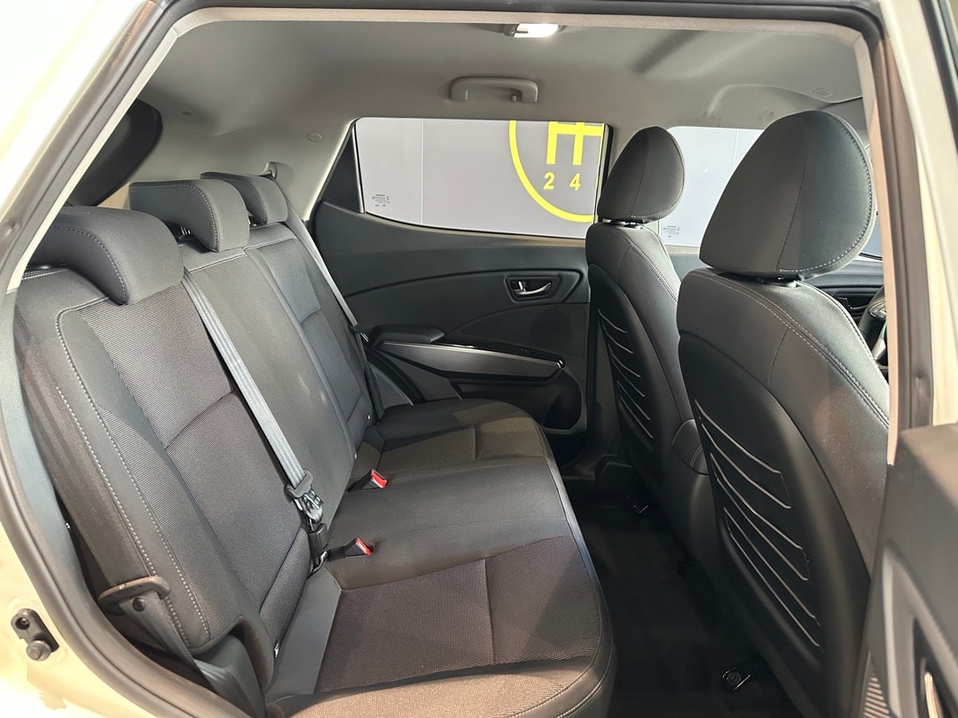 KGM-SsangYong Tivoli 1.5 T GDI Steel 4WD Automat-image-19