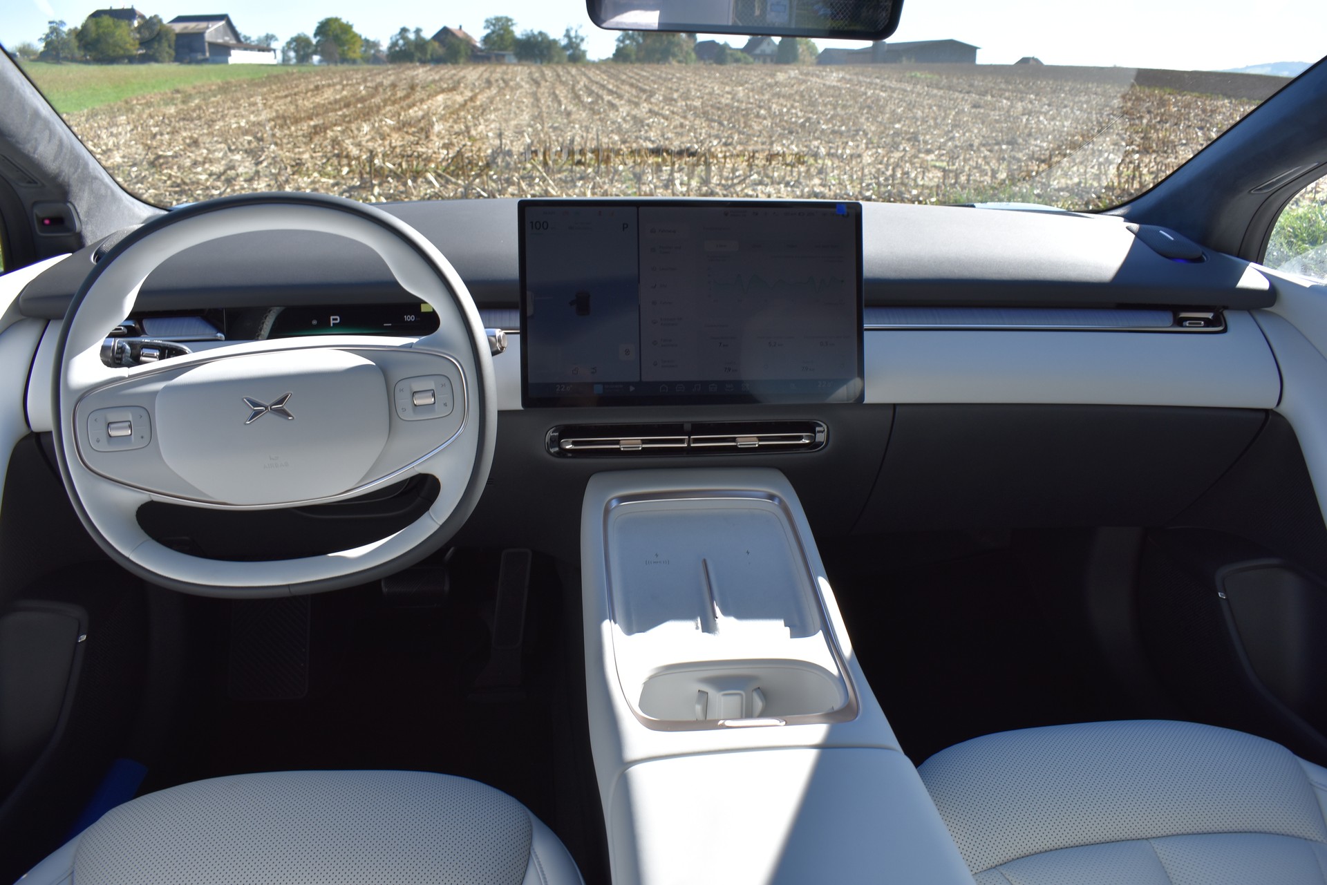 XPENG P7+ 75kWh Performance AWD-image-9