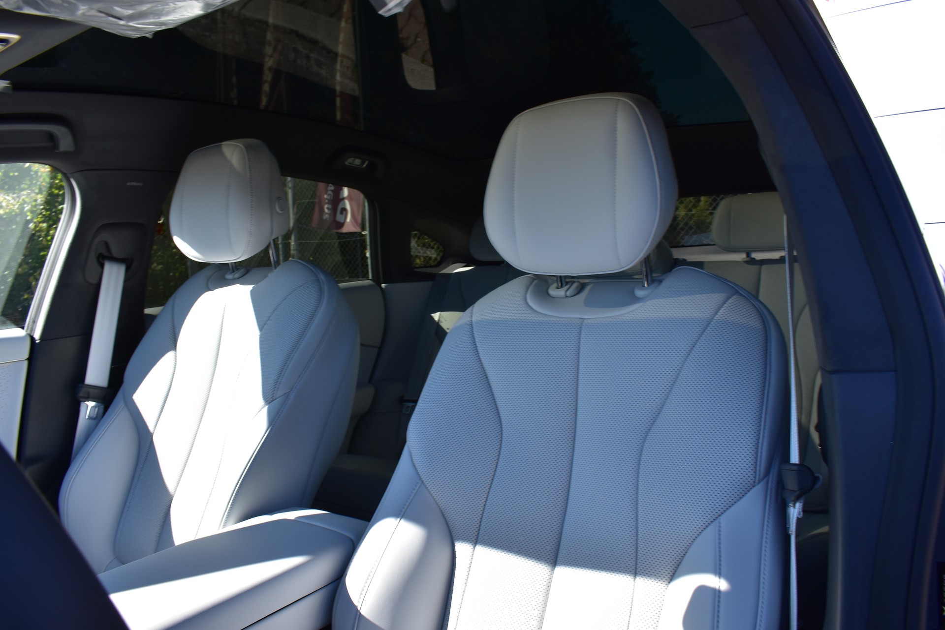 XPENG P7+ 75kWh Performance AWD-image-11