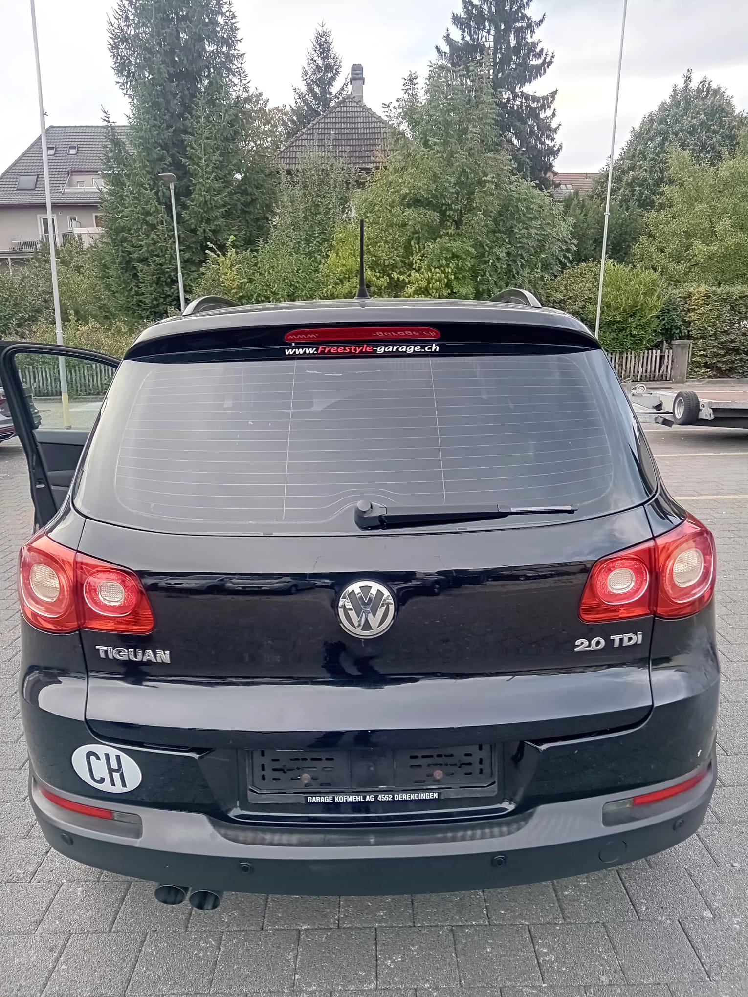 VW Tiguan 2.0 TDI Track&Field Tiptronic-image-1