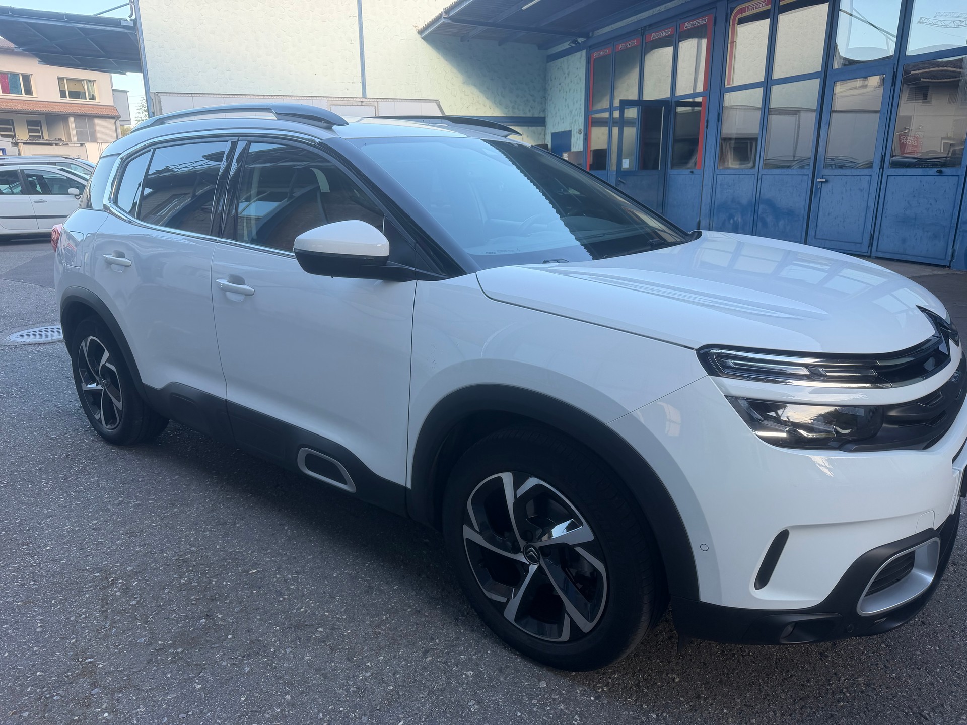 CITROEN C5 Aircross 1.5 BlueHD Shine EAT8-image-9