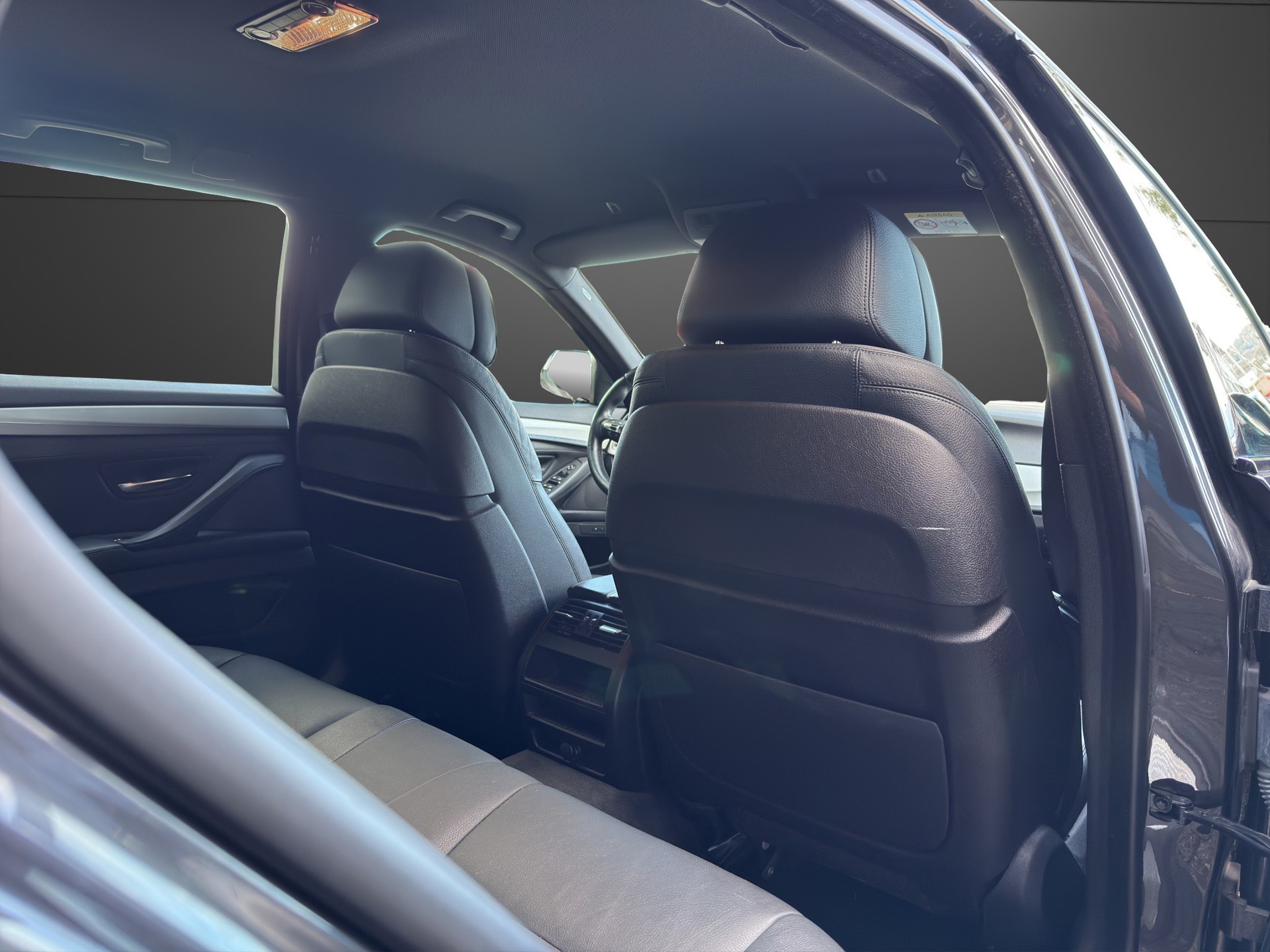 BMW 530d Touring xDrive Steptronic-image-7