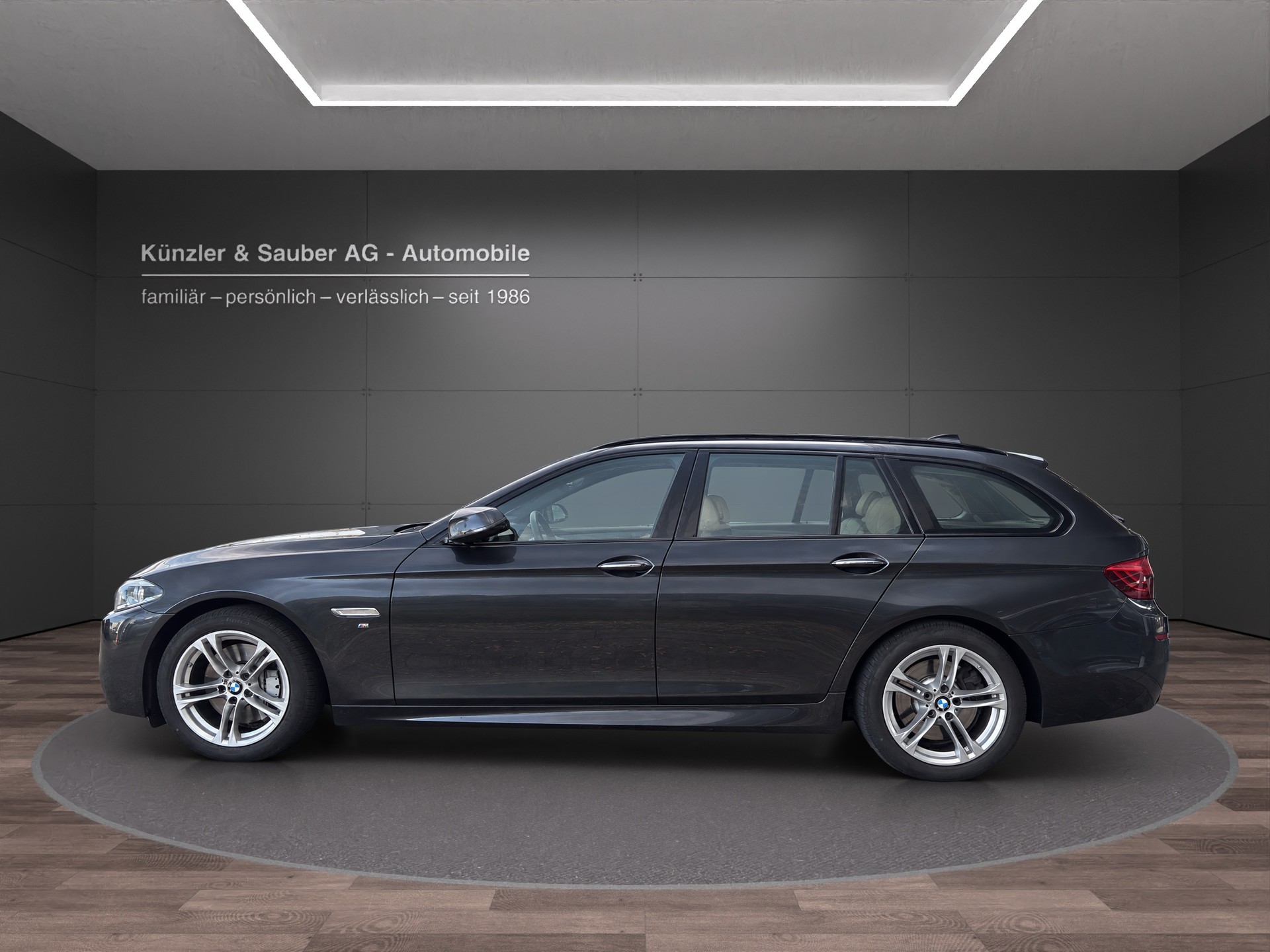 BMW 530d Touring xDrive Steptronic-image-1