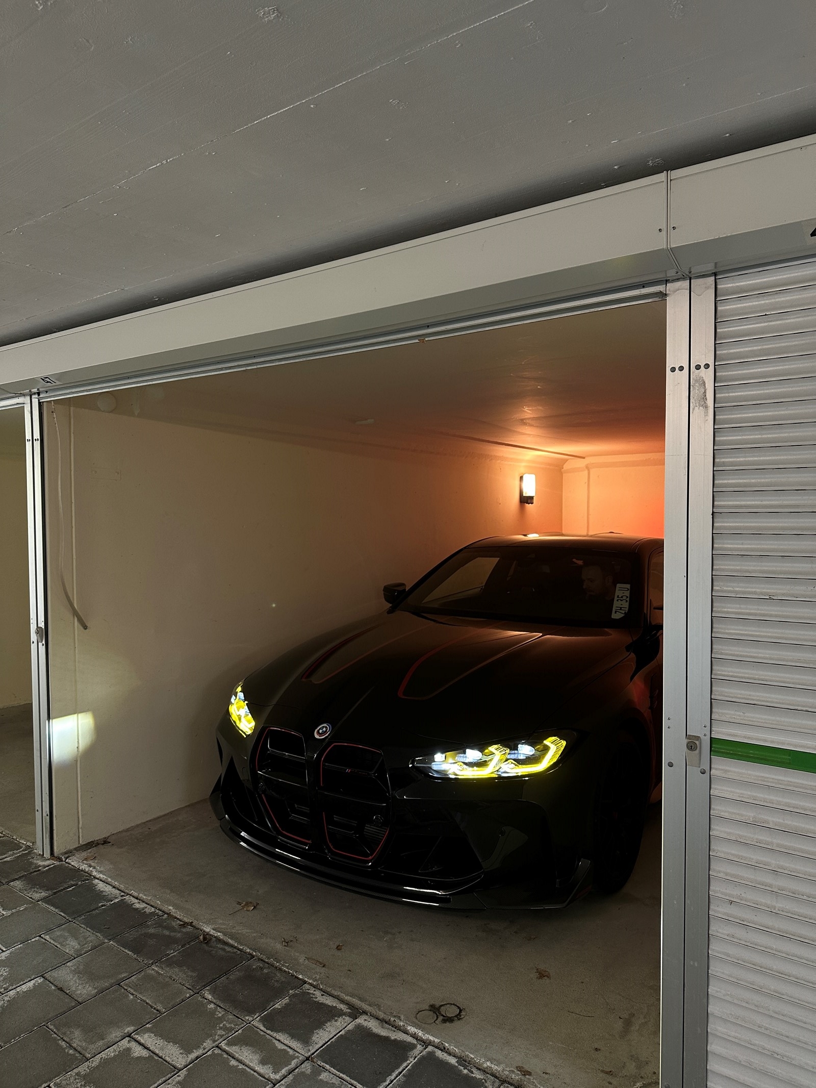 BMW M4 CSL-image-6