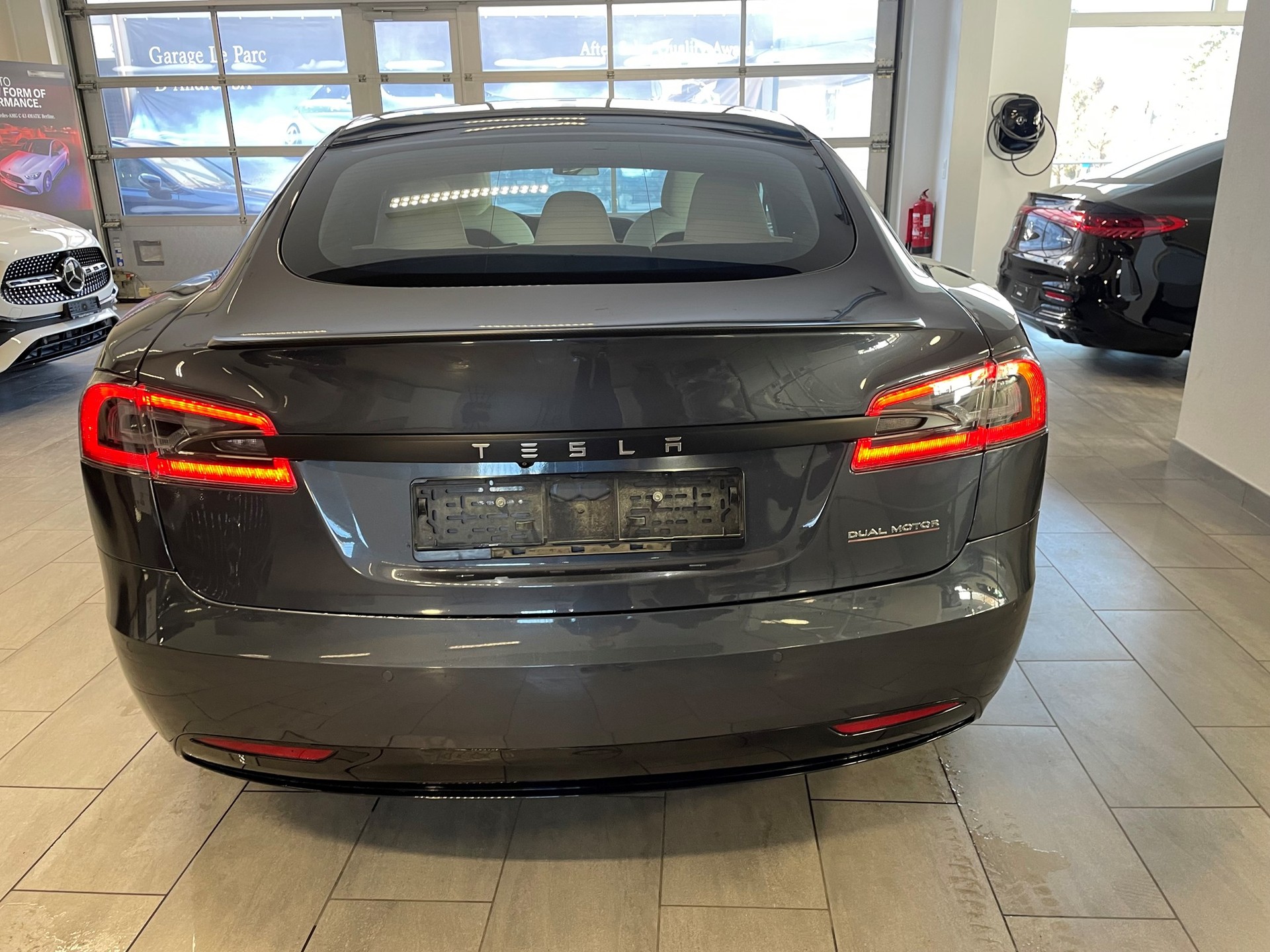 TESLA Model S Performance-image-6