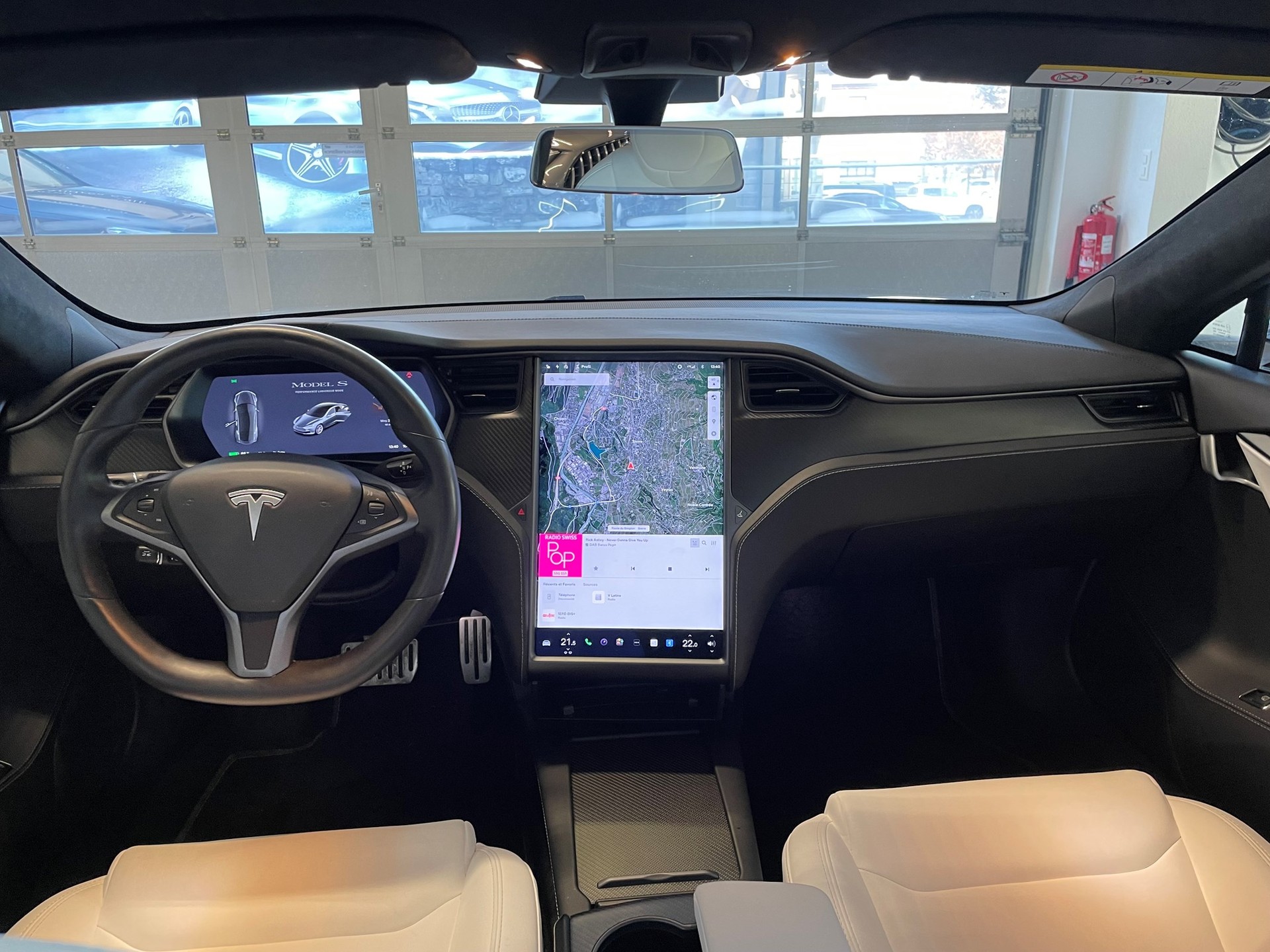 TESLA Model S Performance-image-12