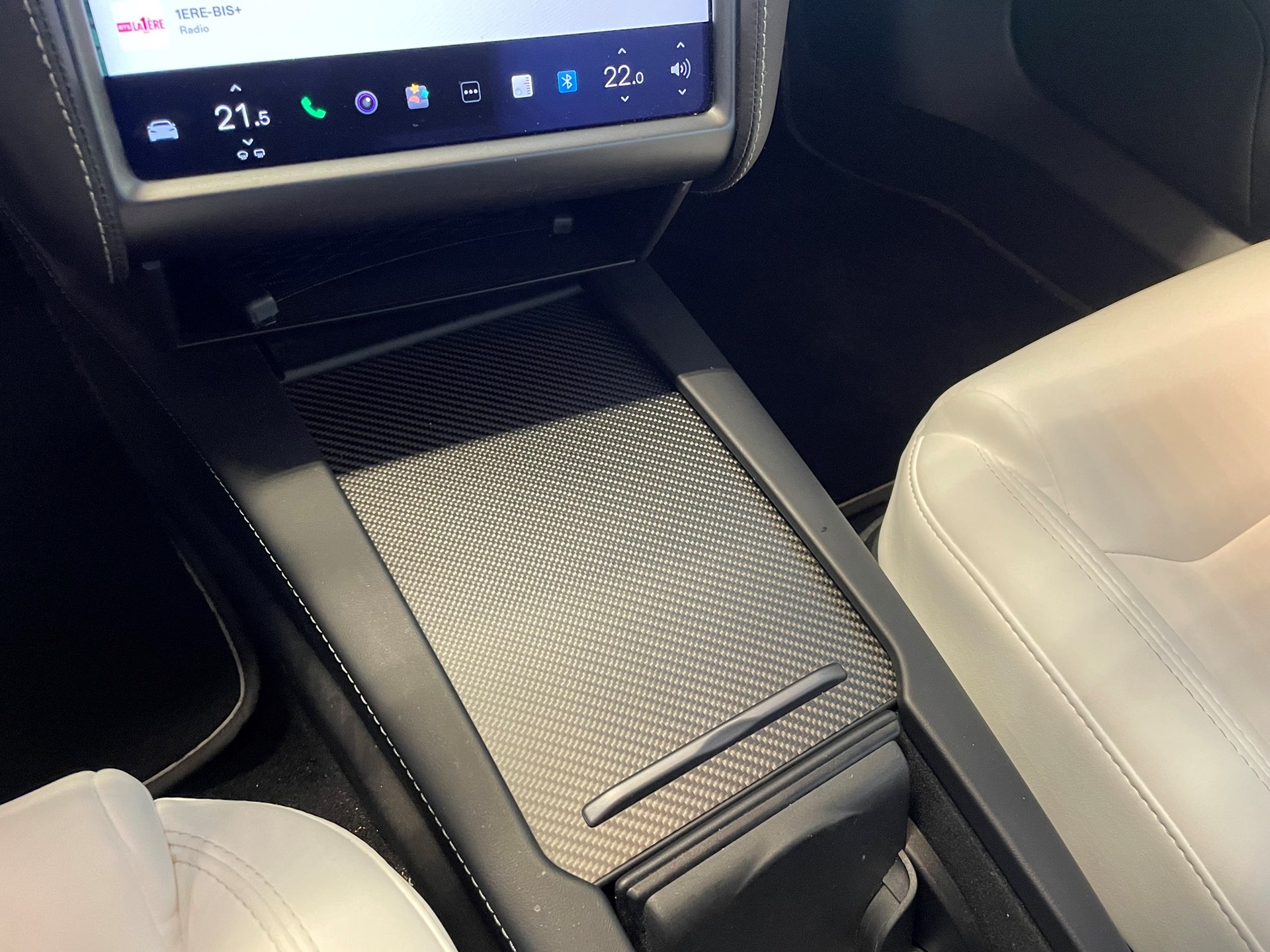 TESLA Model S Performance-image-16