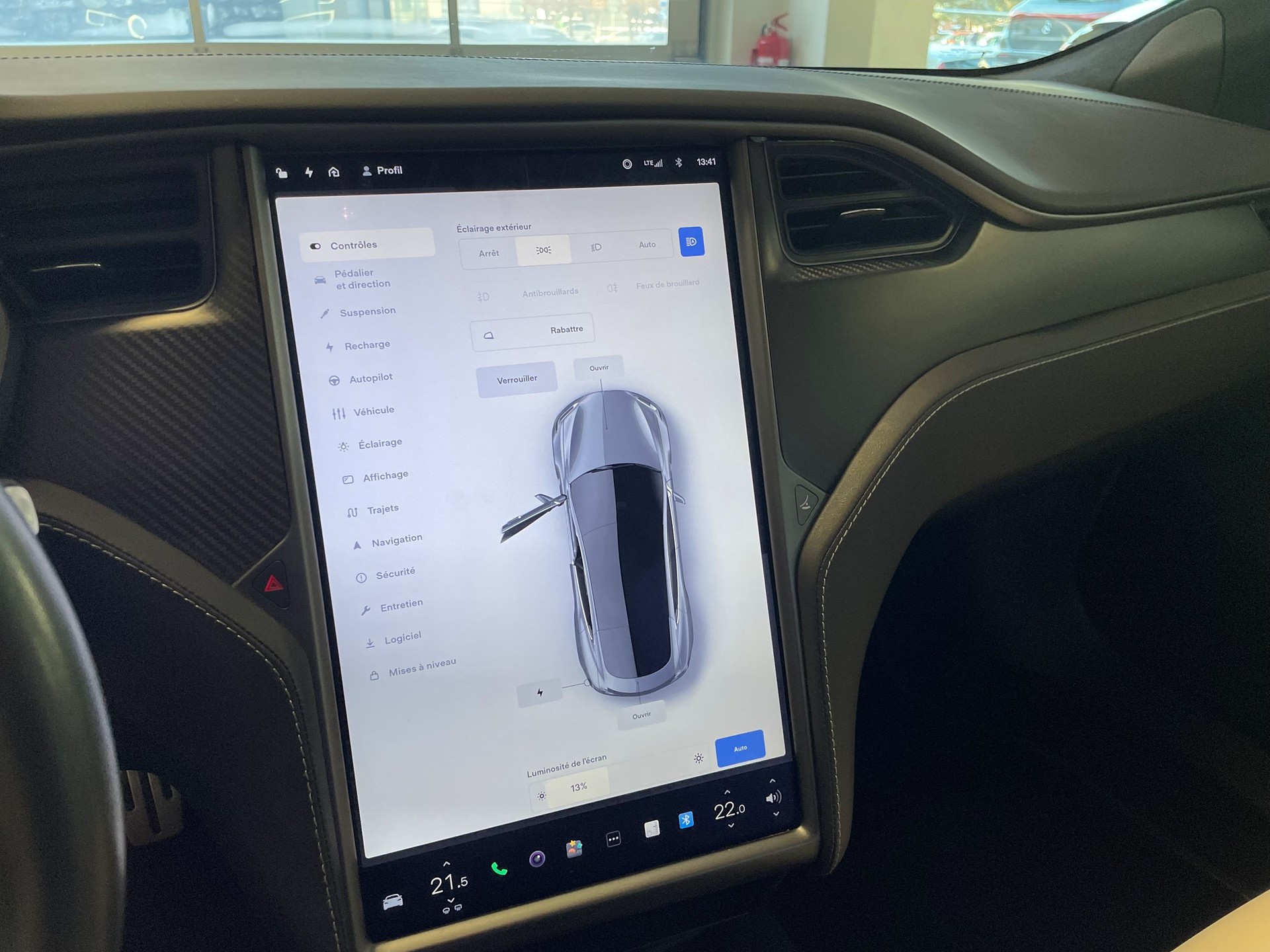 TESLA Model S Performance-image-17