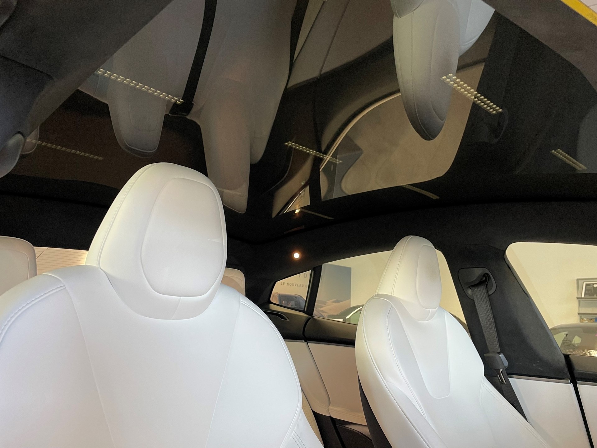 TESLA Model S Performance-image-23