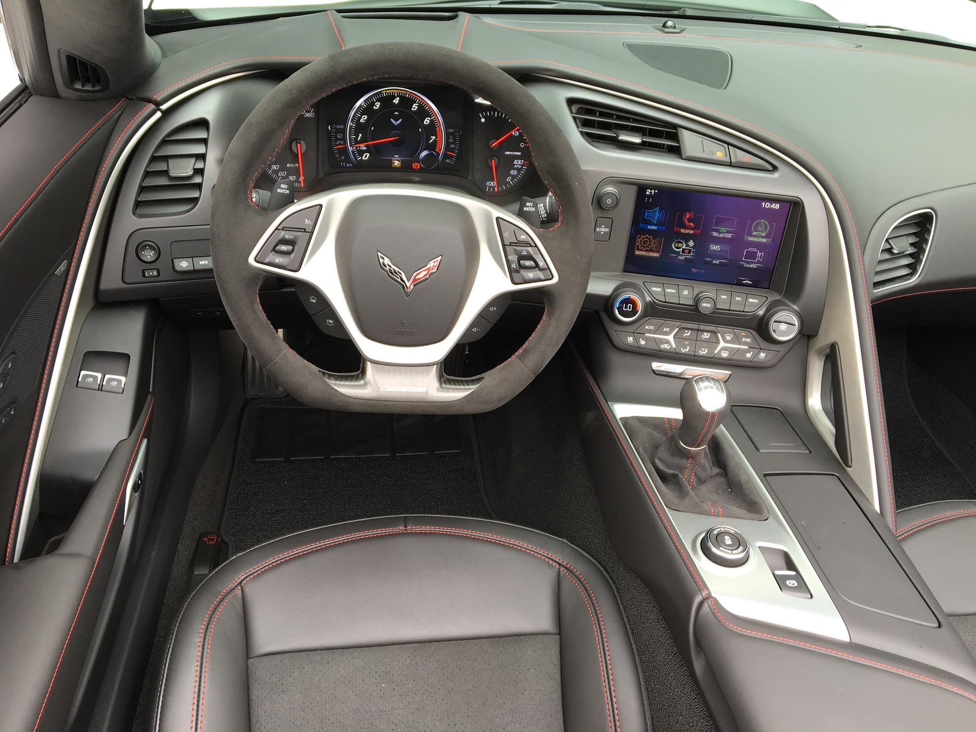 CHEVROLET Corvette Convertible Z06 3LZ-image-10