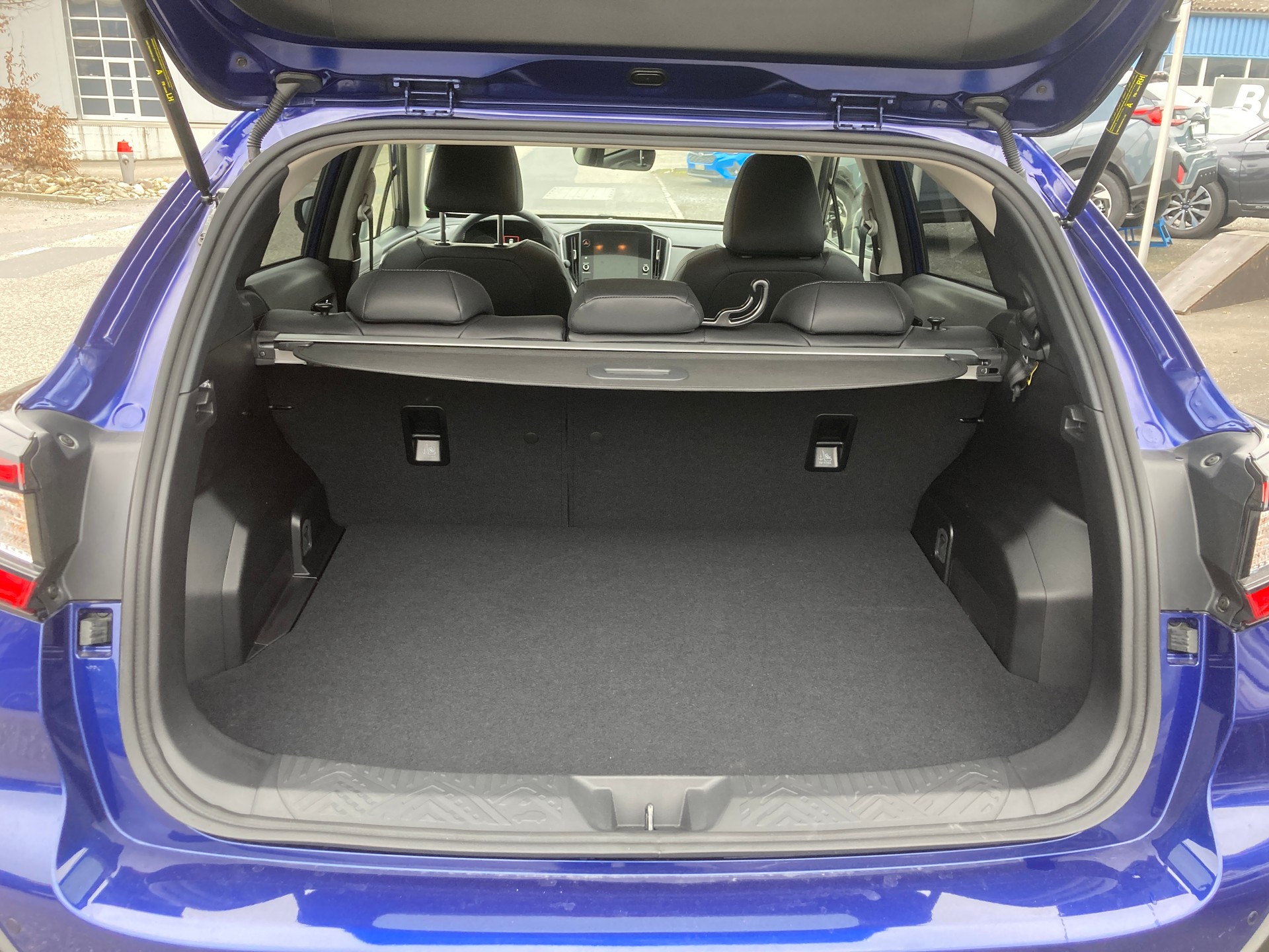 SUBARU Crosstrek 2.0 e-Boxer Luxury AWD Lineartronic-image-14