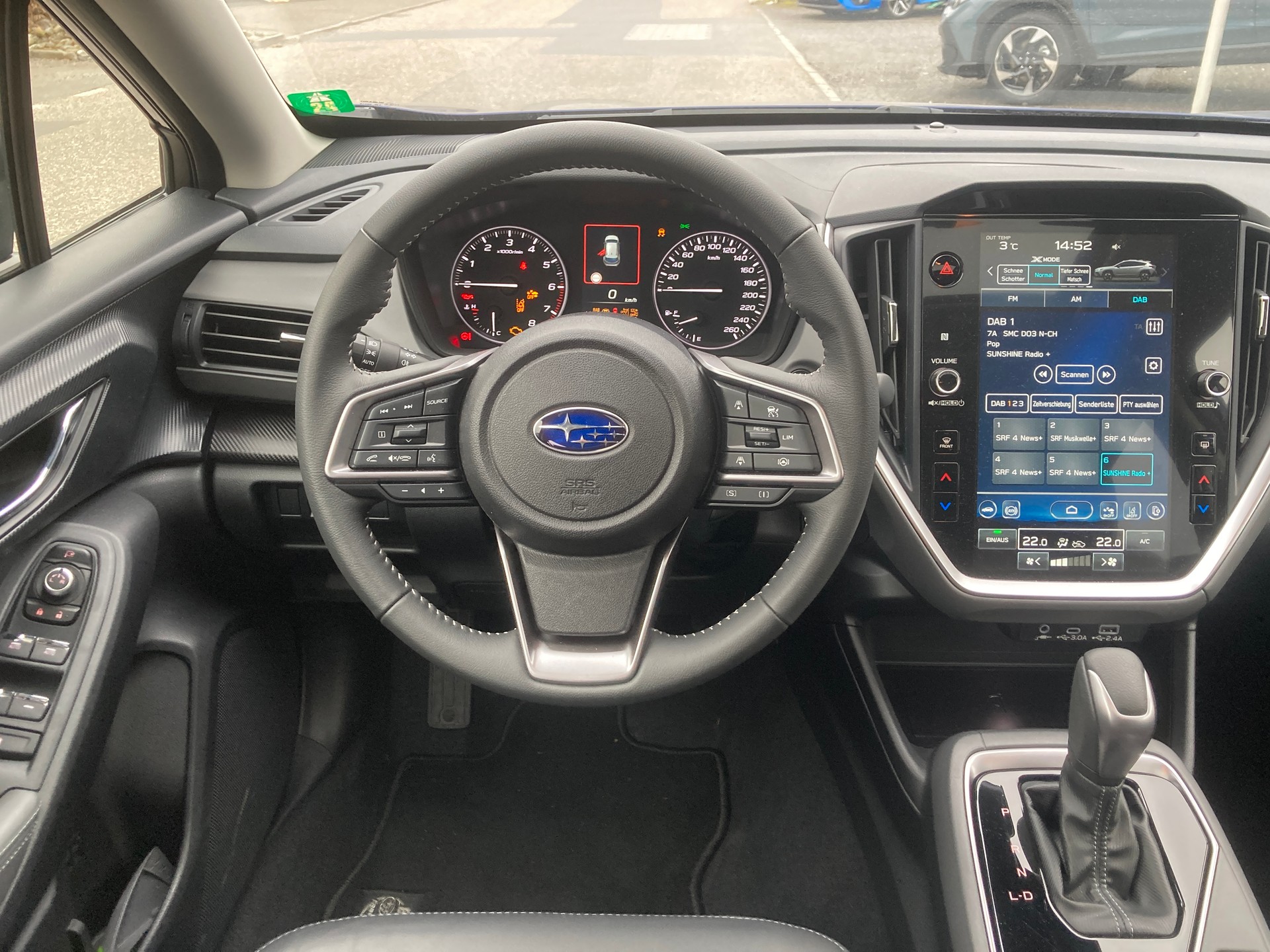 SUBARU Crosstrek 2.0 e-Boxer Luxury AWD Lineartronic-image-12