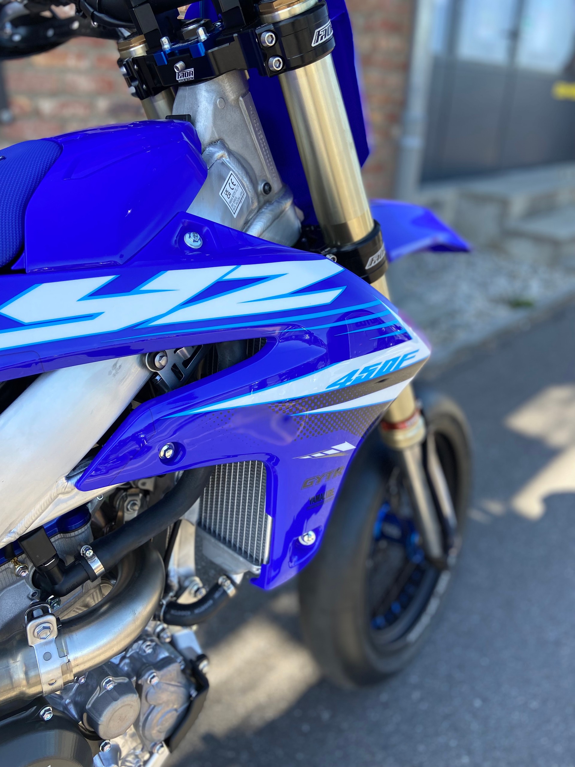 YAMAHA YZ450F Super Motard-image-4