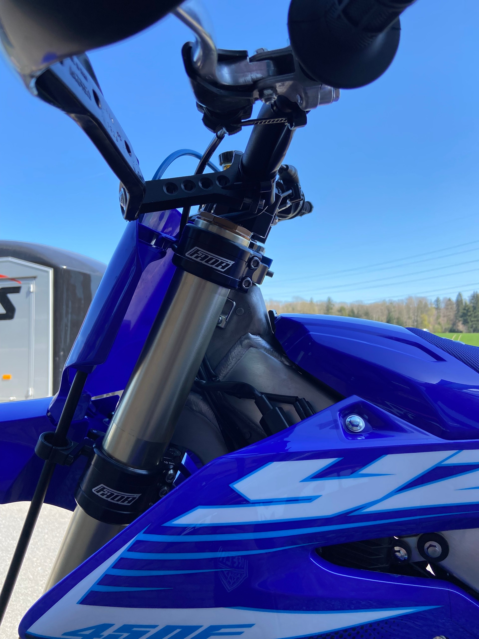 YAMAHA YZ450F Super Motard-image-8
