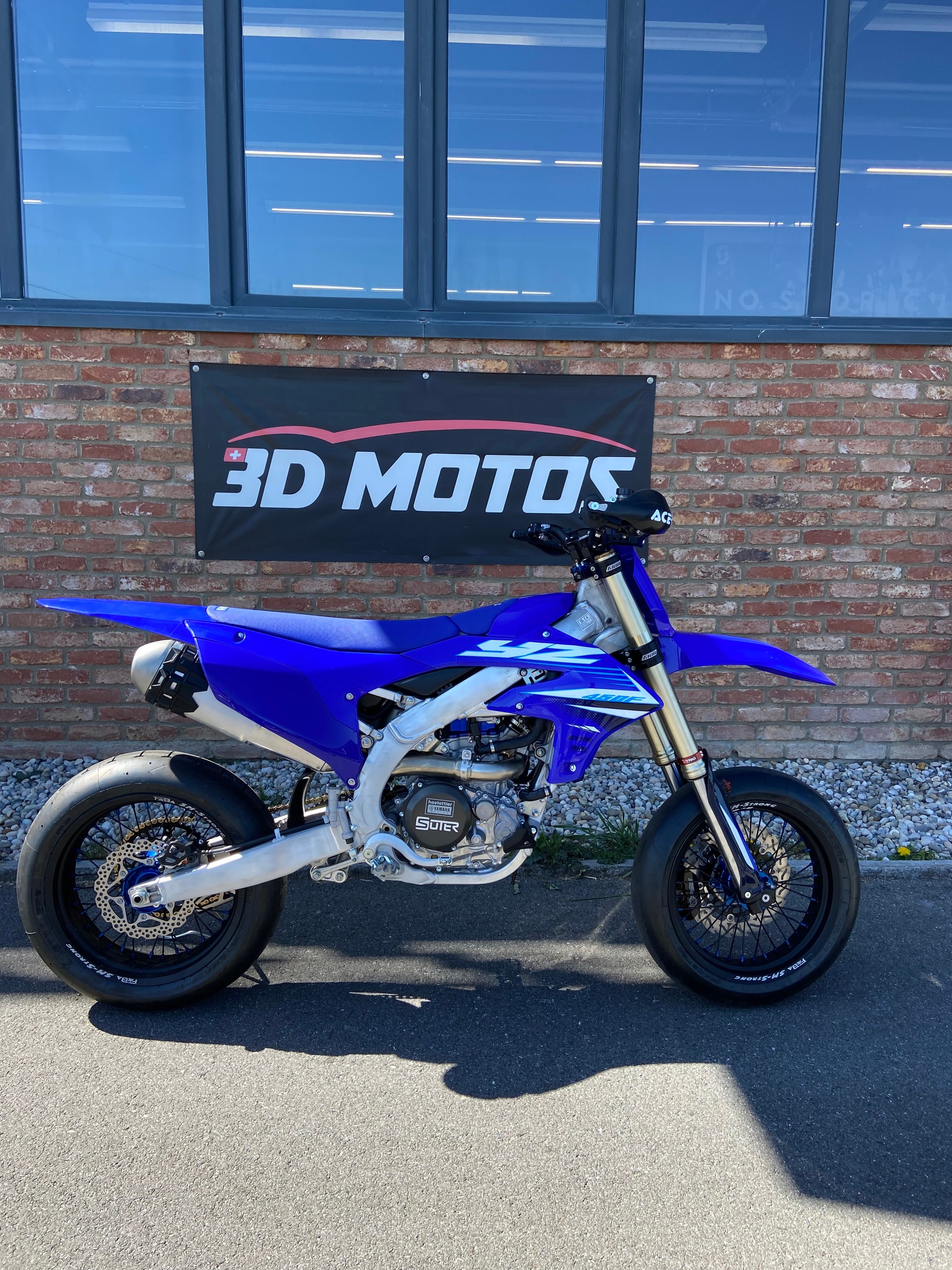 YAMAHA YZ450F Super Motard-image-0