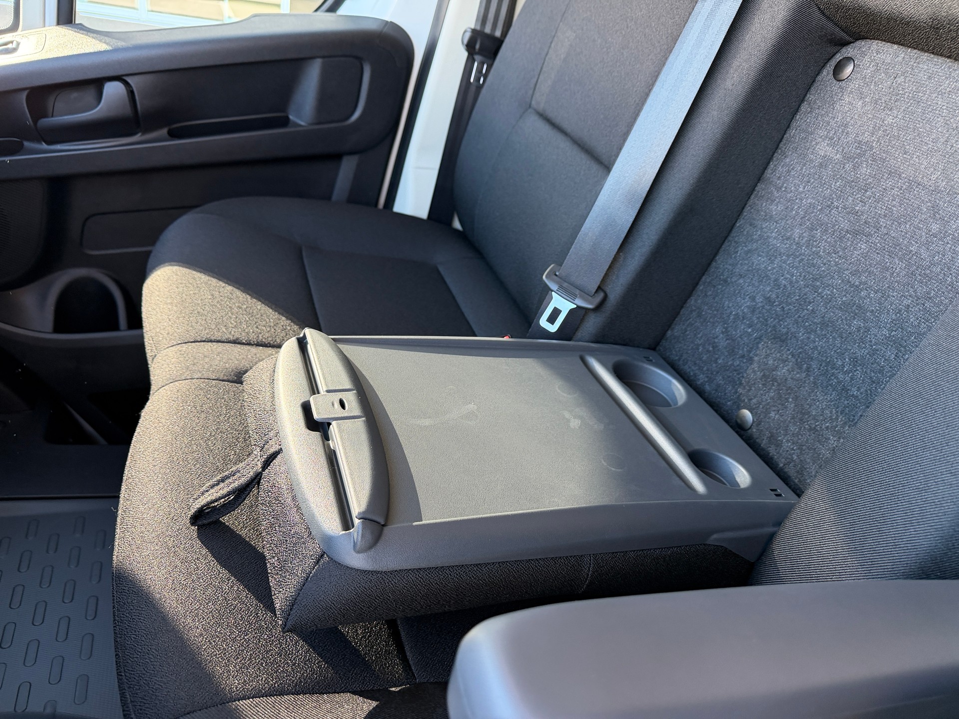 CITROEN Jumper 35 2.2 BlueHDi 140 L2H2 270° 2xAirbag Spurhalteassistent, Aut. Notbremssystem, AHK, Best Ausstattun! Alle Grösse an Lager-image-20