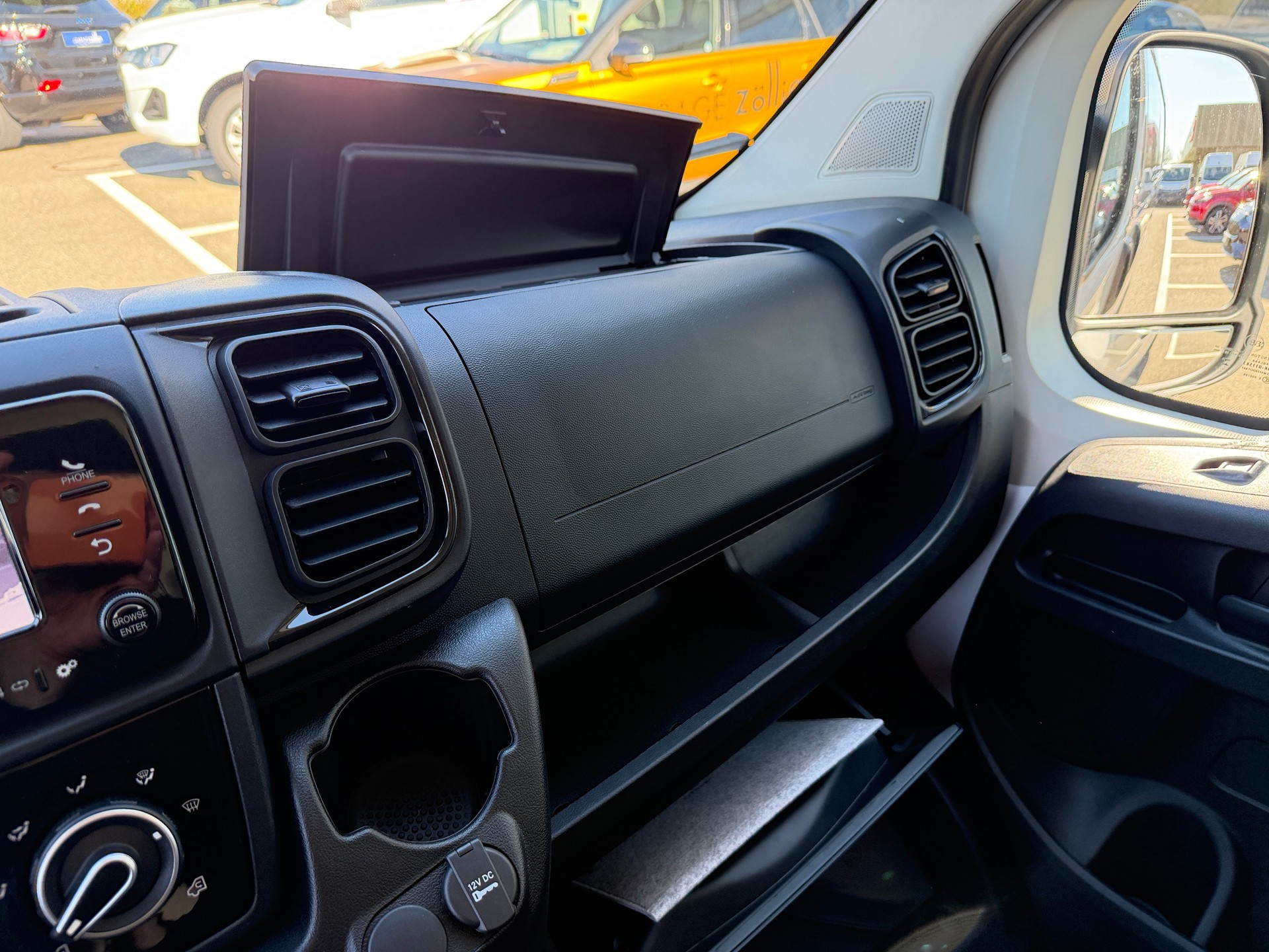 CITROEN Jumper 35 2.2 BlueHDi 140 L2H2 270° 2xAirbag Spurhalteassistent, Aut. Notbremssystem, AHK, Best Ausstattun! Alle Grösse an Lager-image-17