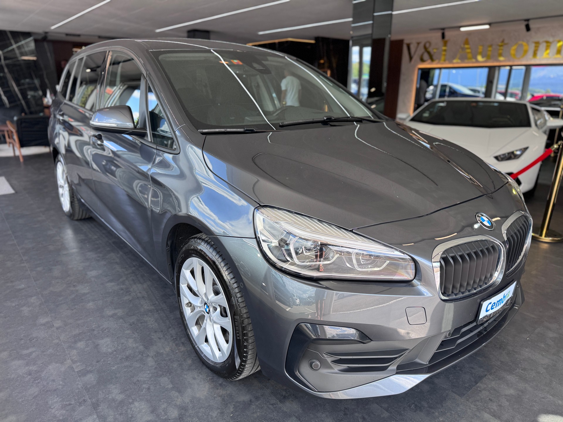 BMW 218d xDrive Gran Tourer Steptronic-image-3