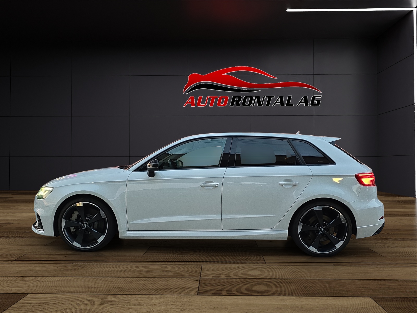 AUDI RS3 Sportback 2.5 TSI quattro S-tronic-image-3