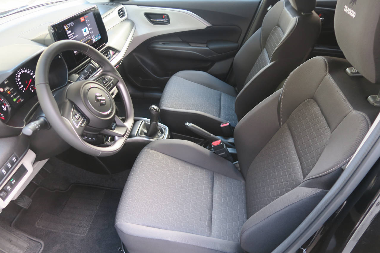 SUZUKI Swift 1.2 Tradizio Top Hybrid 4x4-image-3