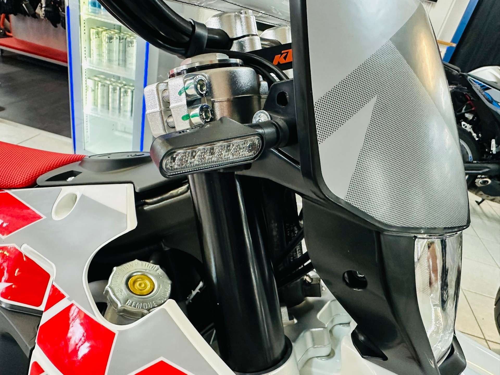FANTIC XM 50 Motard Performance-showroom-element-3