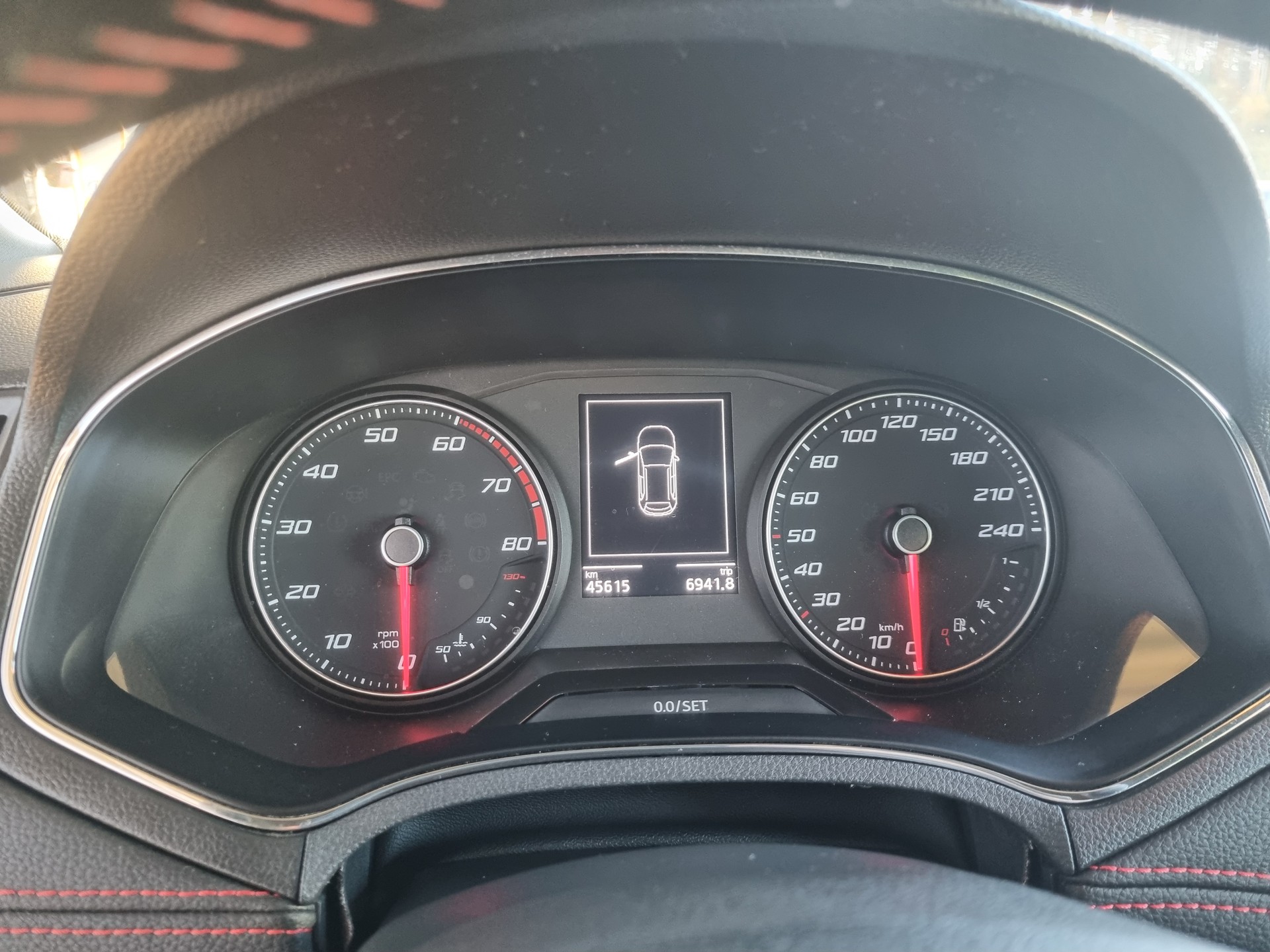 SEAT Arona 1.0 TSI Eco FR DSG-image-10